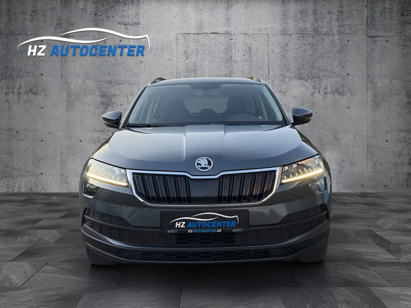 Skoda Karoq Ambition 1.6 TDI DSG*APPLE*LED*KAMERA*XEN Grau - 2