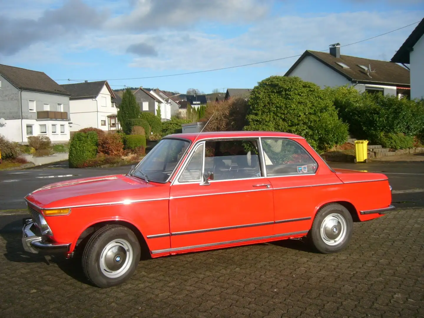 BMW 2002 1602 sehr sauber - komplett restauriert - Historie Roşu - 2