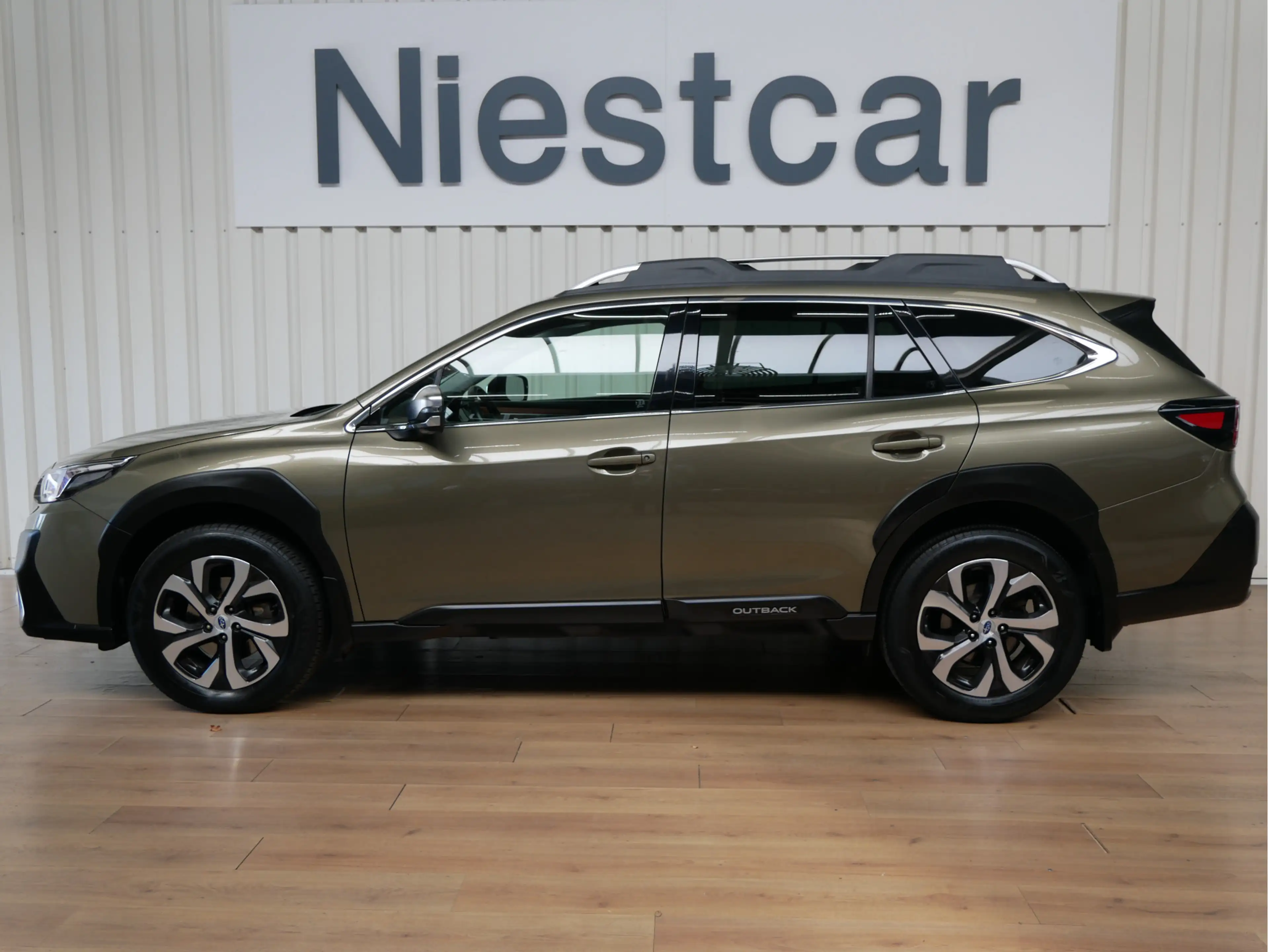 Subaru OUTBACK 2.5i Premium — photo 5