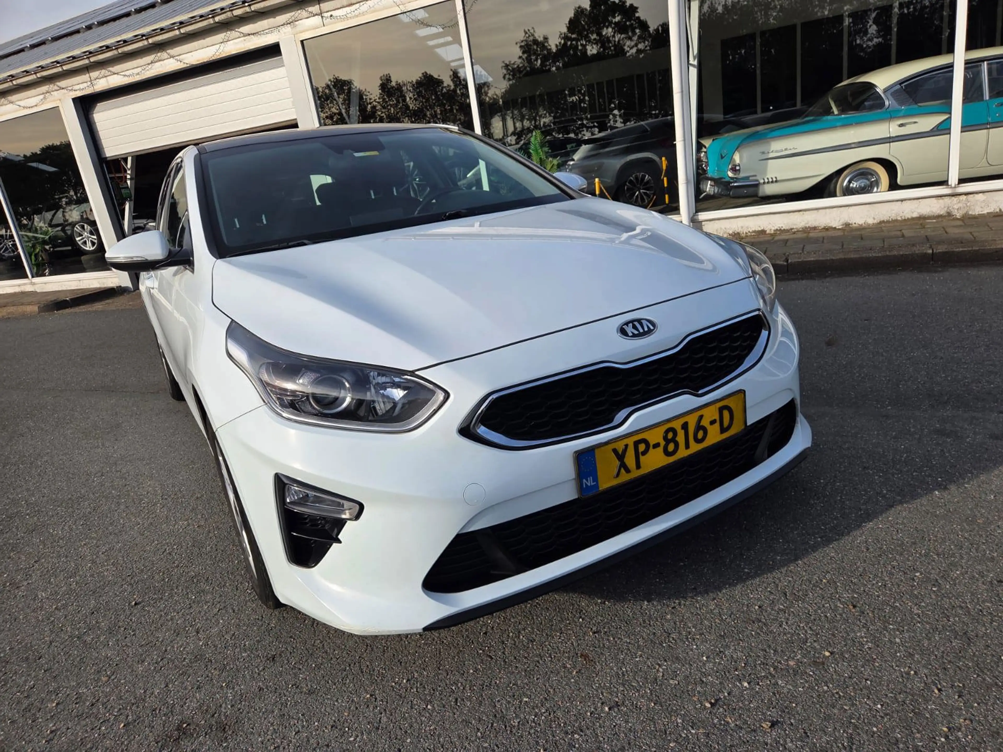 Kia Ceed / cee'd 1.0 GT-Line Most Exclusive Color White! 2019! — photo 5
