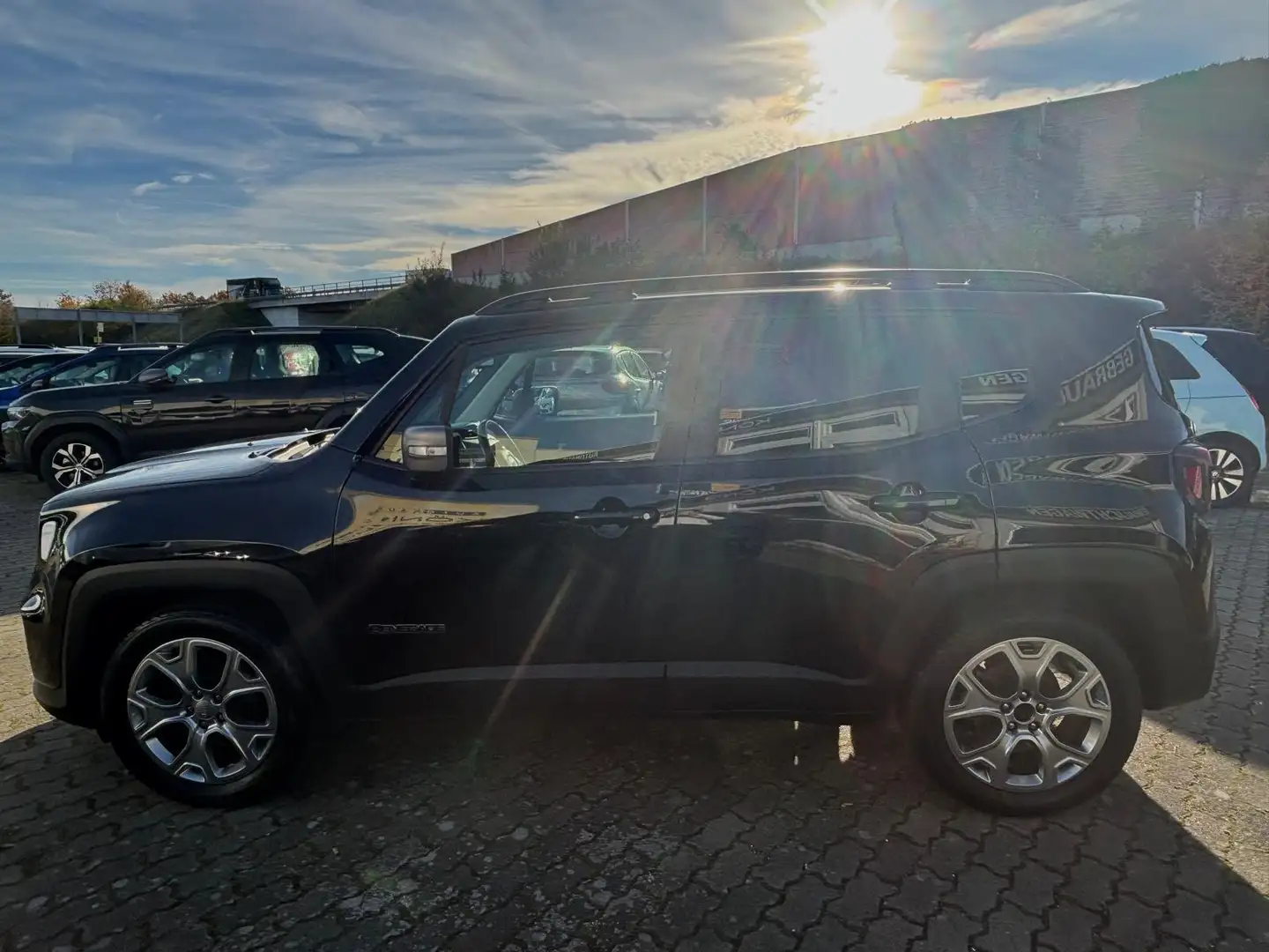 Jeep Renegade Limited 1.0l T-GDI Navigation / Kamera Schwarz - 2