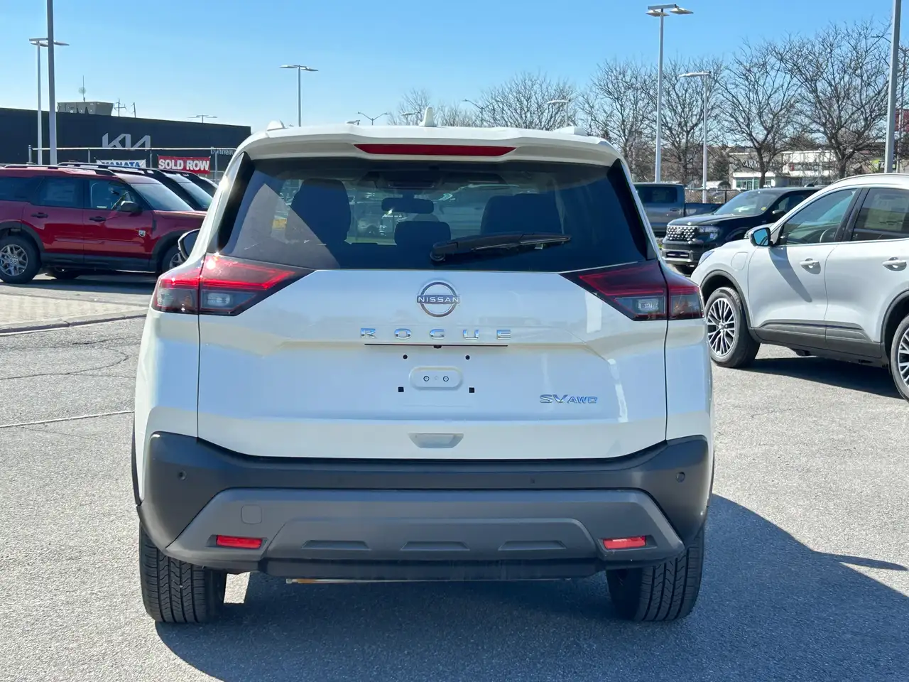 Nissan Rogue снимка Nissan Rogue
