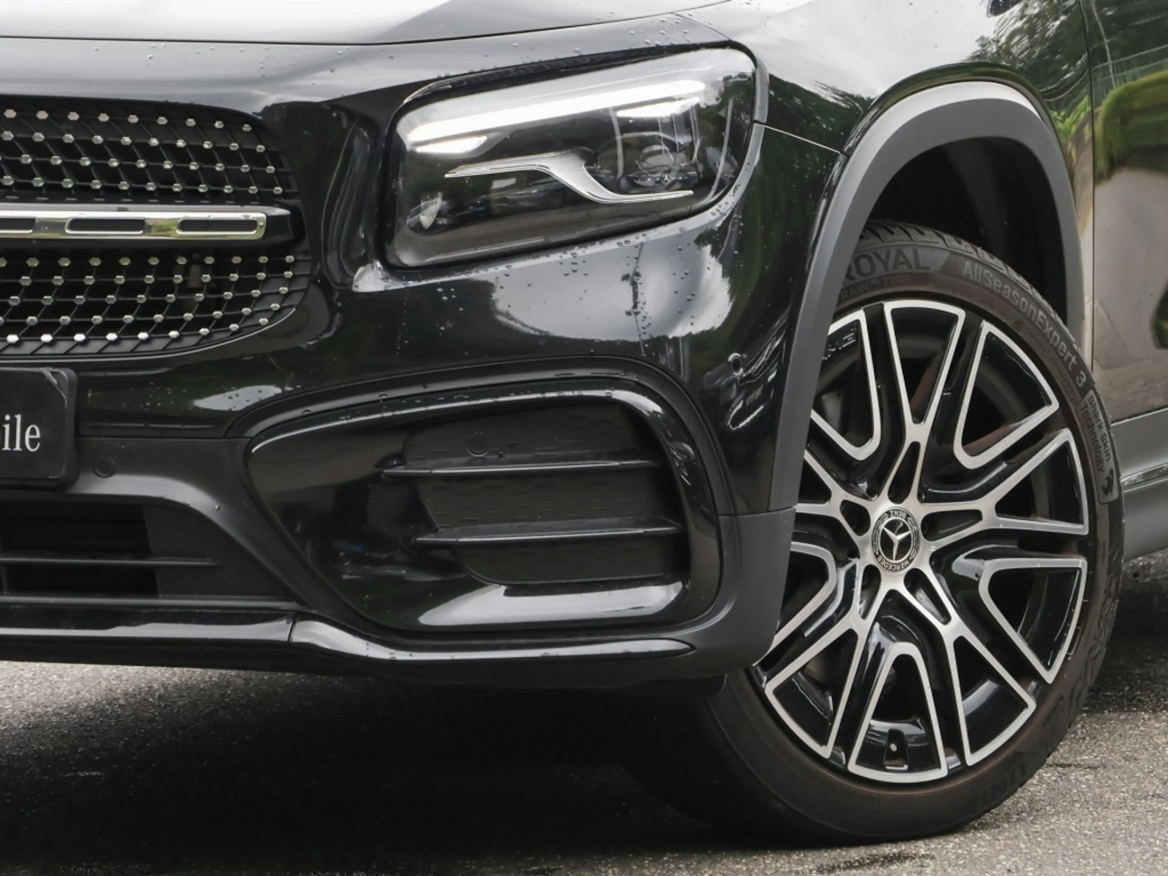 Mercedes-Benz GLB 250 4M AMG-Sport/Pano/AHK/360/Night/7Sitzer — photo 6