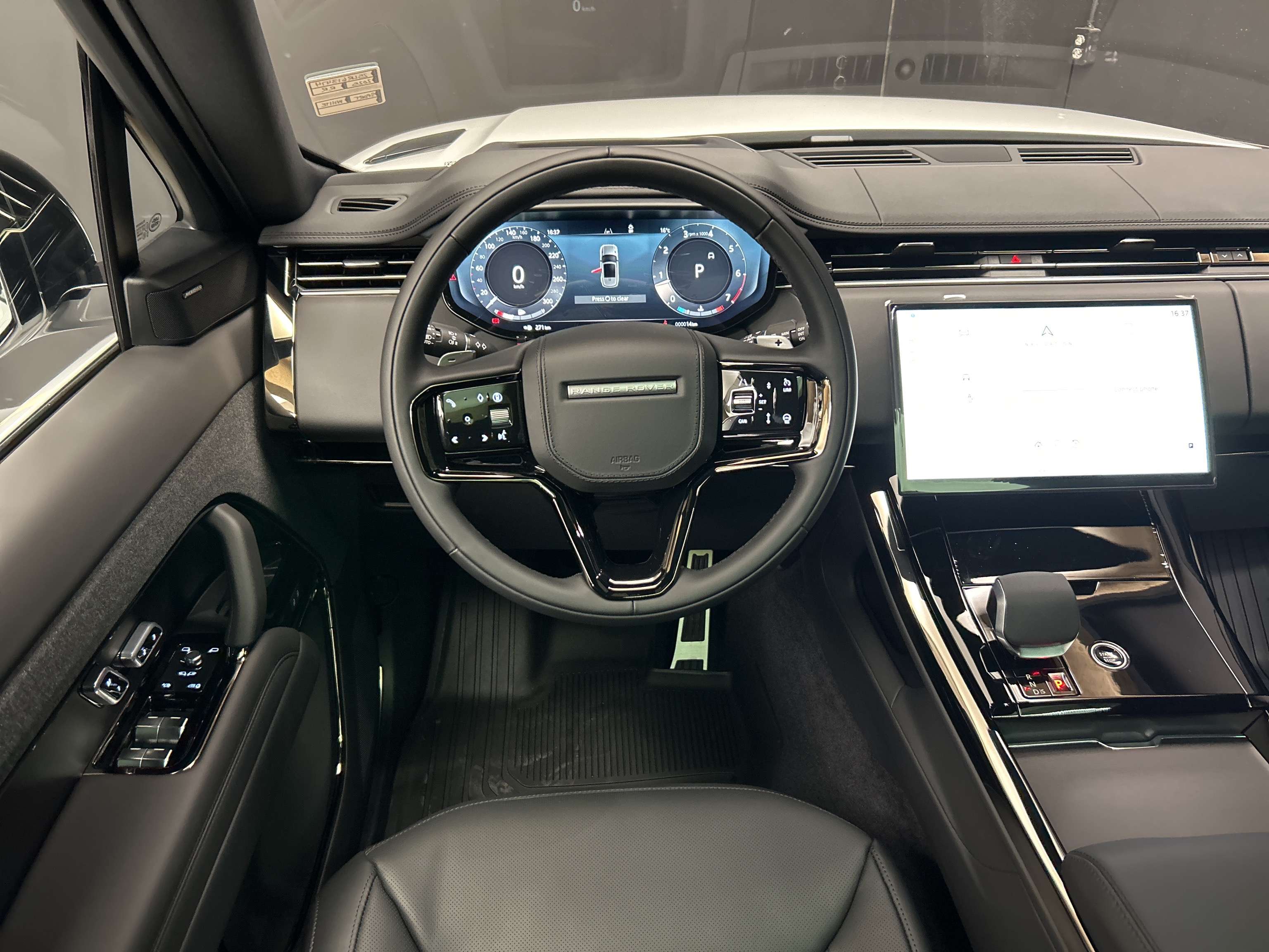 2025 Land Rover Range Rover Sport Dynamic SE thumb 9
