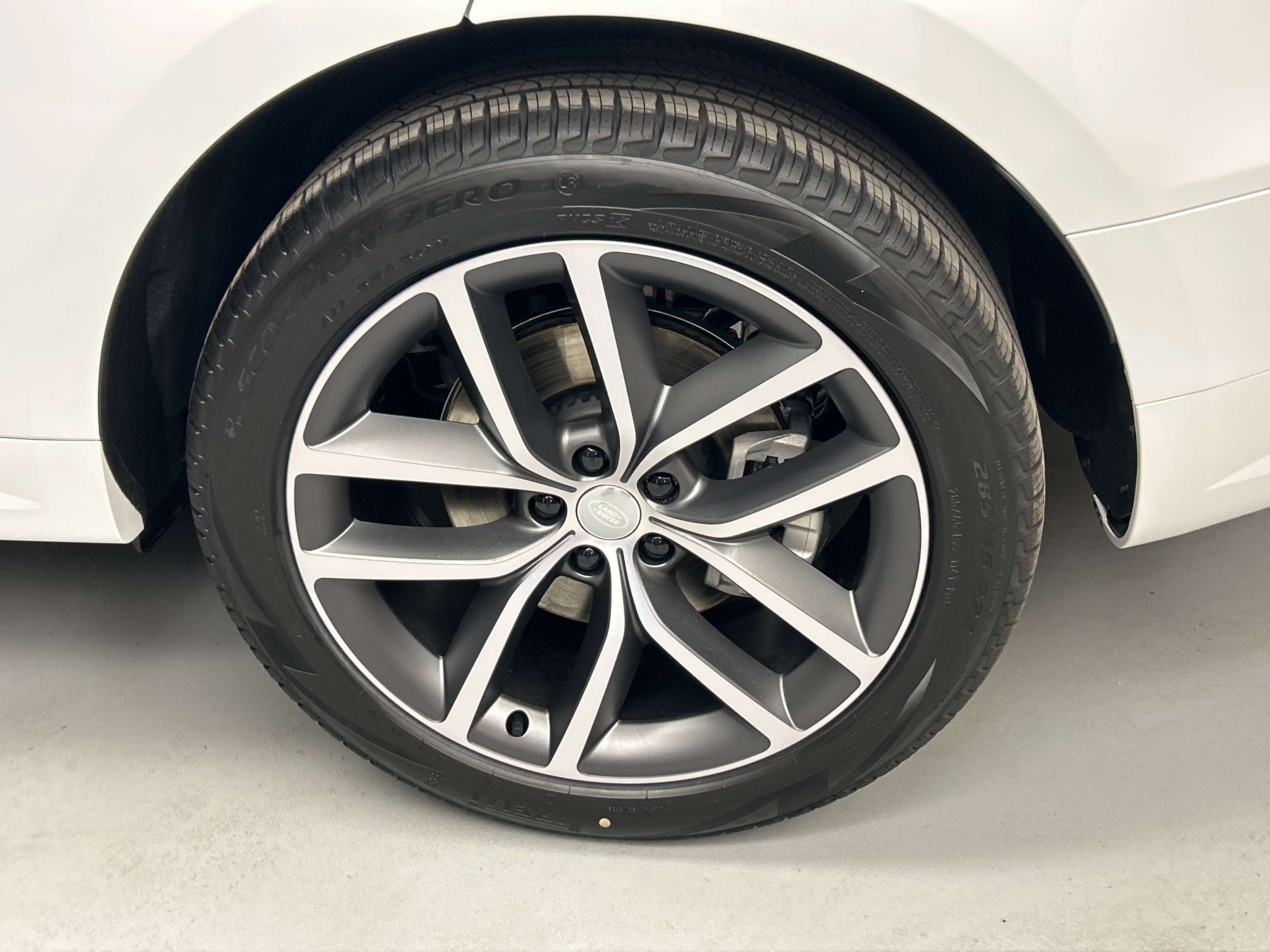 2025 Land Rover Range Rover Sport Dynamic SE thumb 7