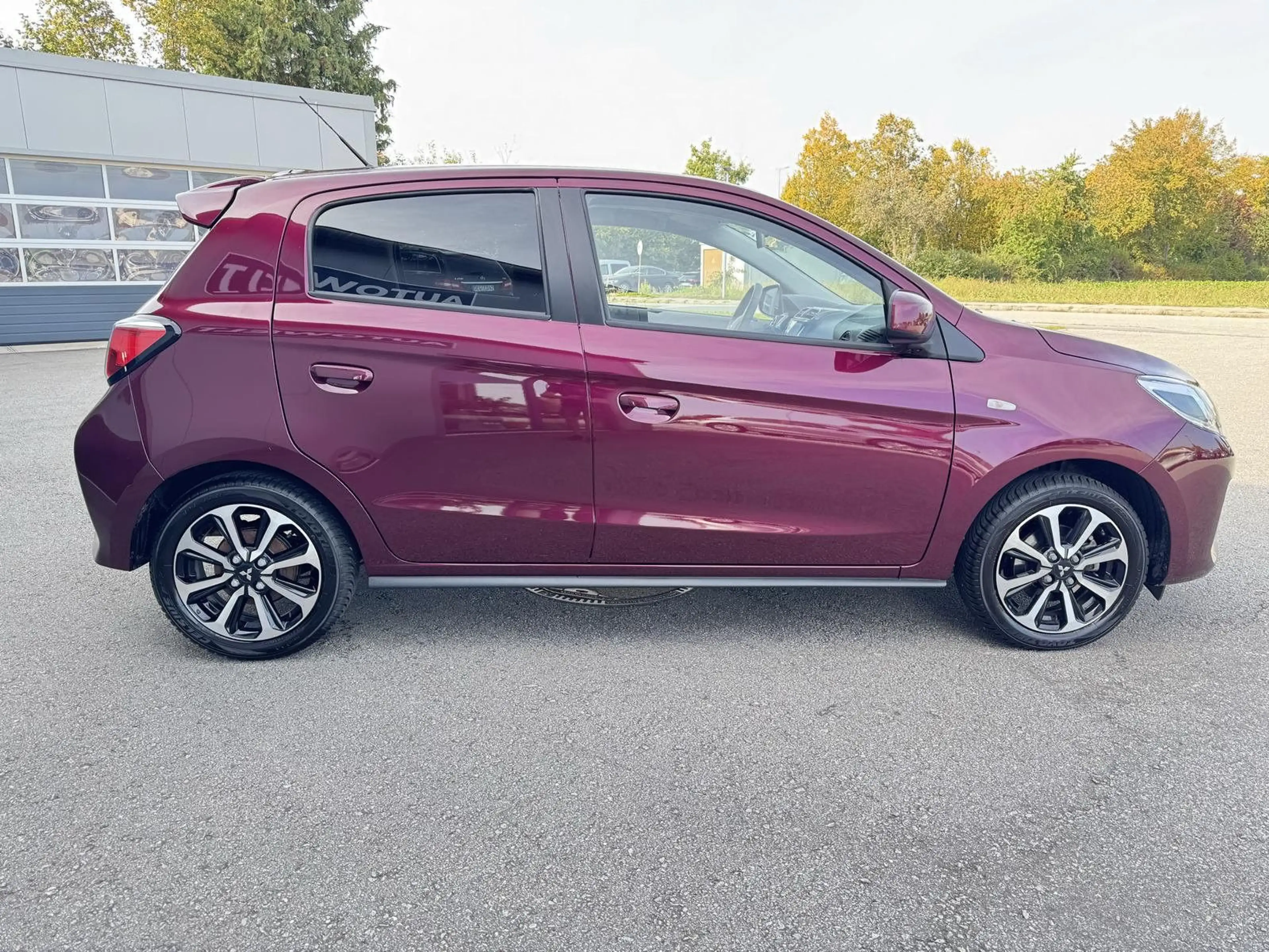 Mitsubishi Space Star Select+ 1.2 Kamera Carplay Sitzheizun — photo 6