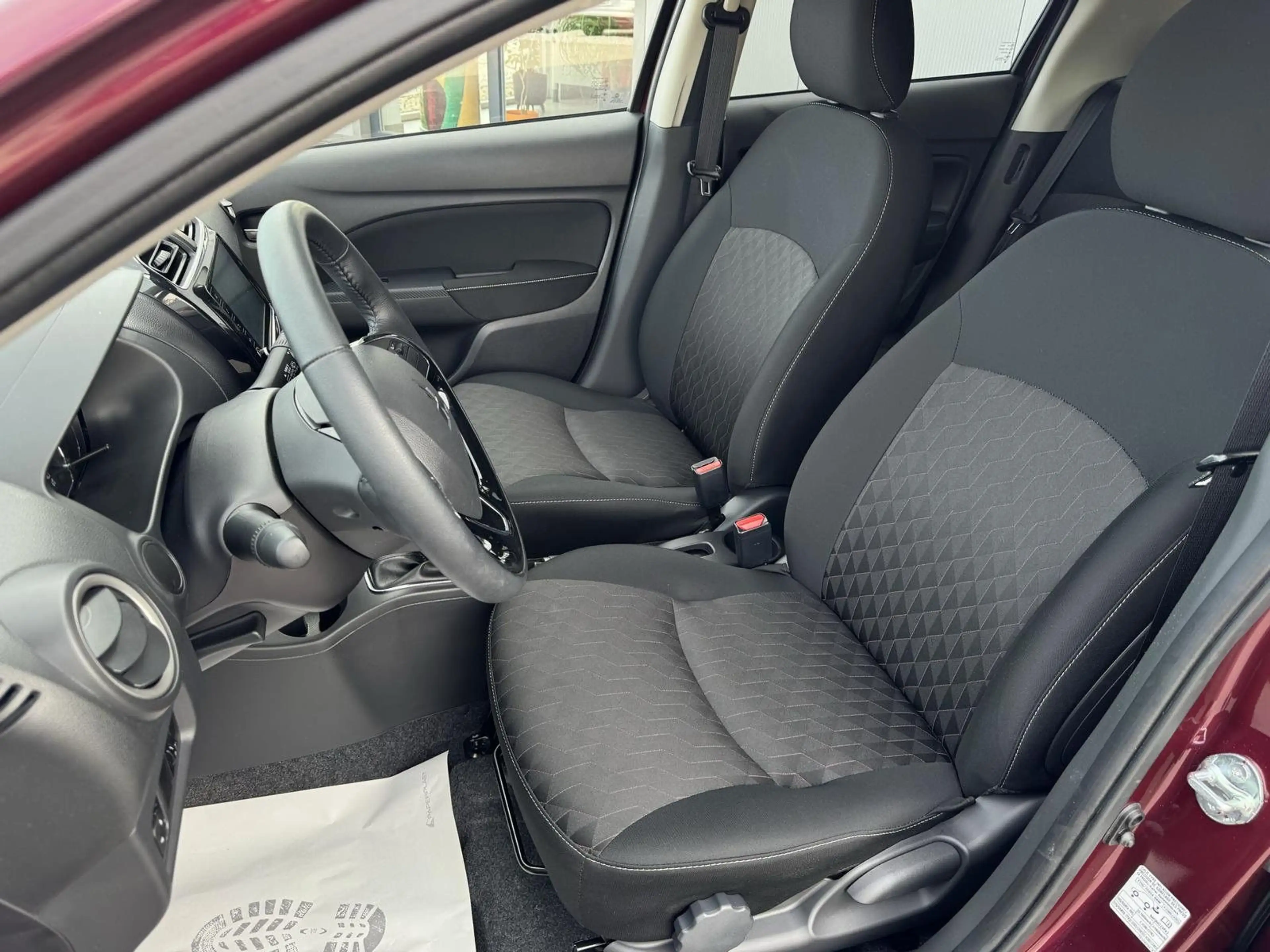 Mitsubishi Space Star Select+ 1.2 Kamera Carplay Sitzheizun — photo 13