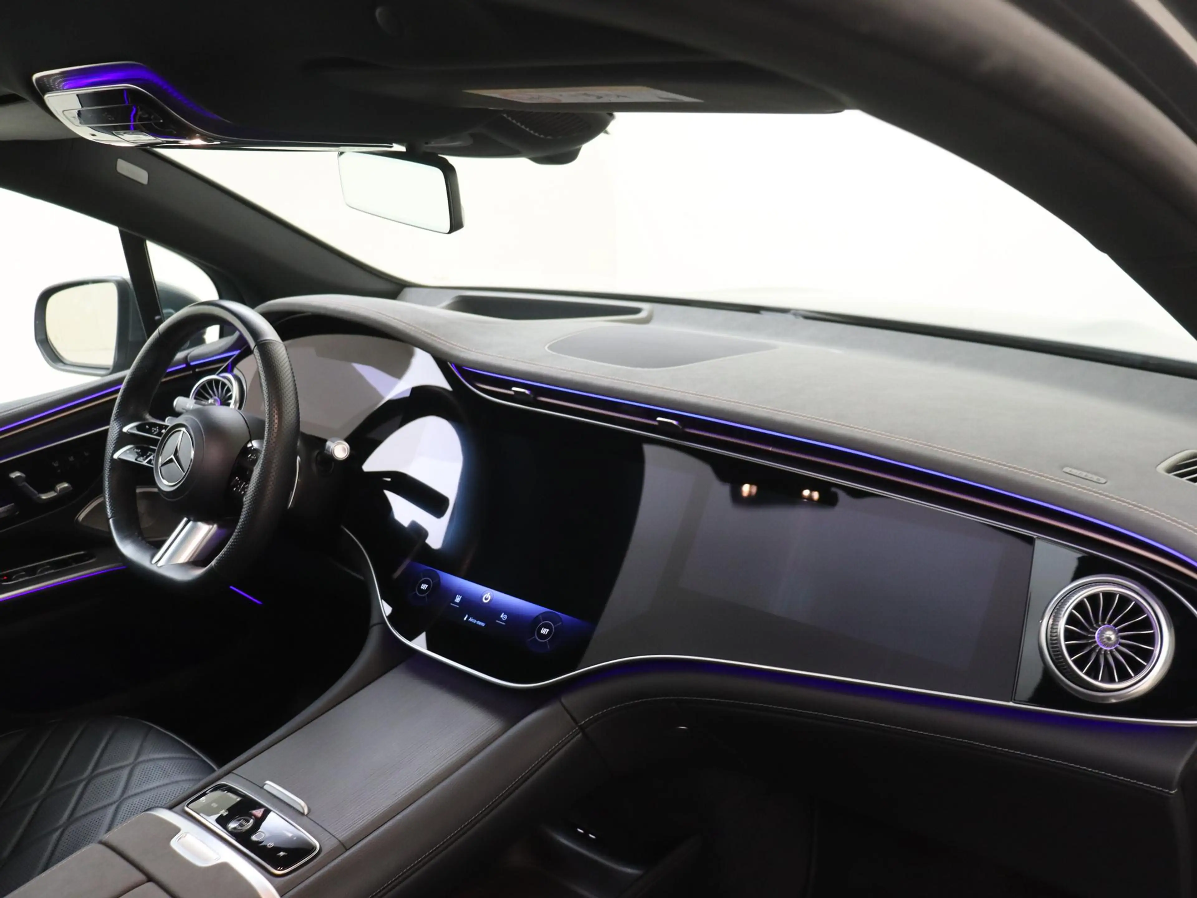 Mercedes-Benz EQS SUV 450+ AMG Line 7p 108 kWh / Panoramadak/ HYPERSCREE — photo 5
