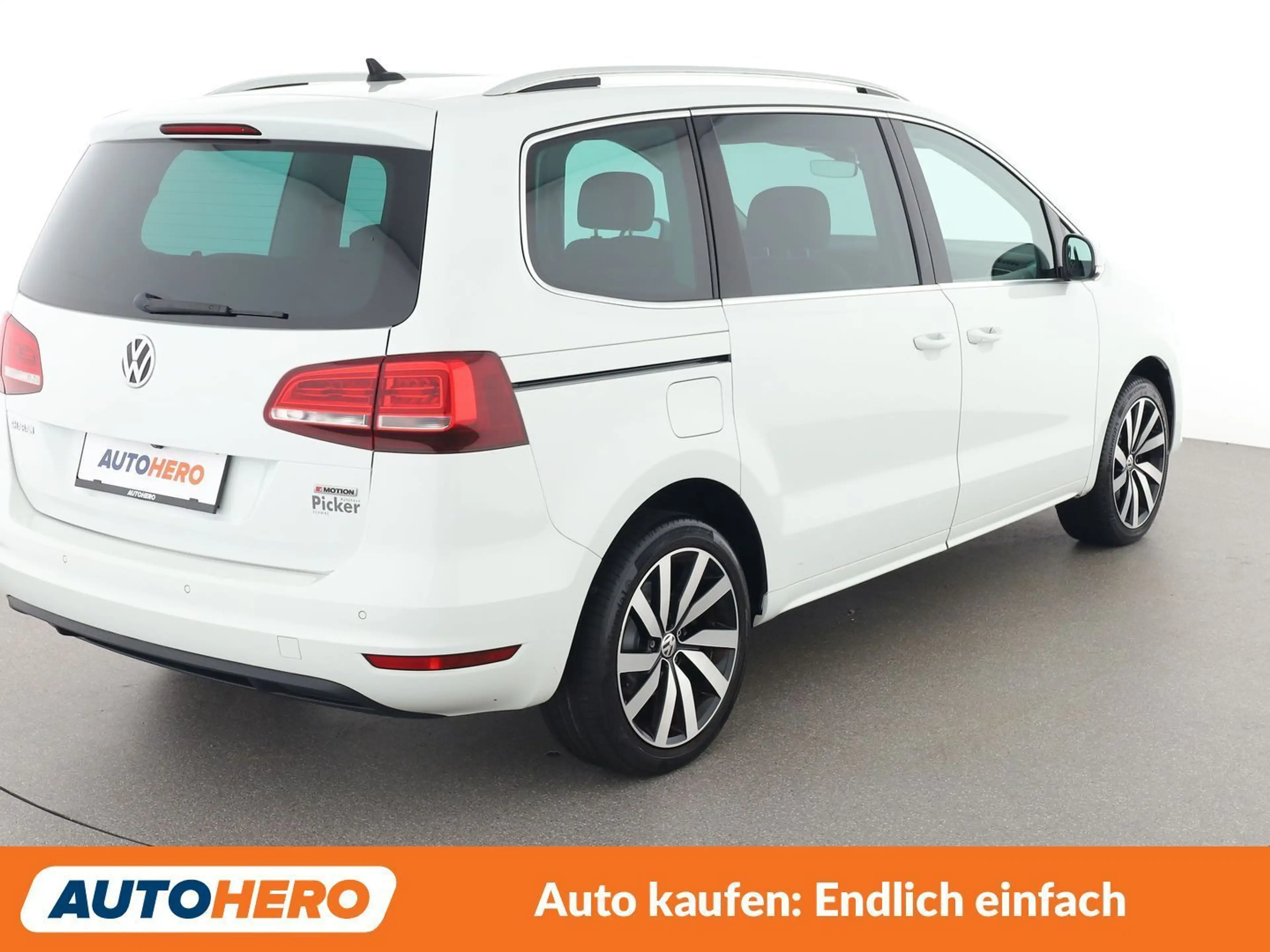 Volkswagen Sharan 2.0 TDI Business+ 4Motion — photo 6