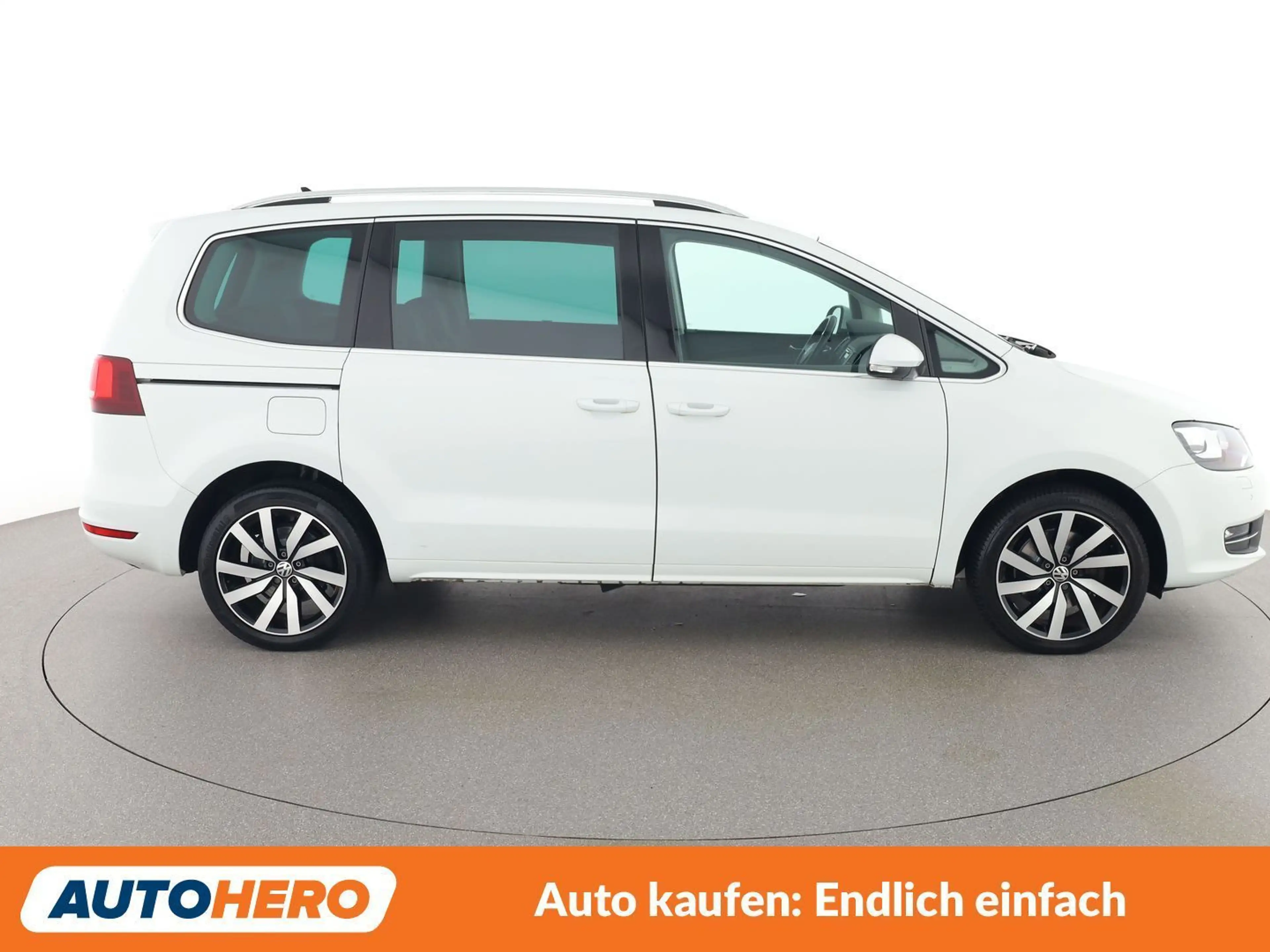 Volkswagen Sharan 2.0 TDI Business+ 4Motion — photo 7