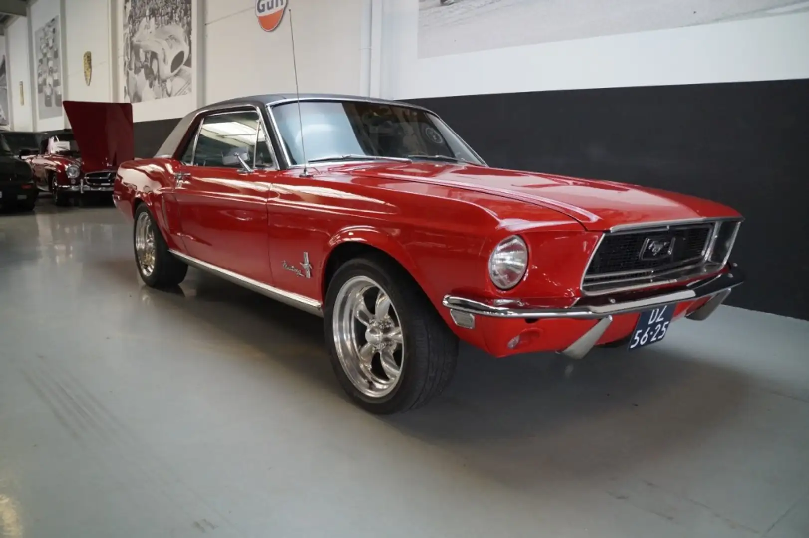 Ford Mustang 302 V8 (4.9 Litre) Coupe Super driver (1968) Rood - 2