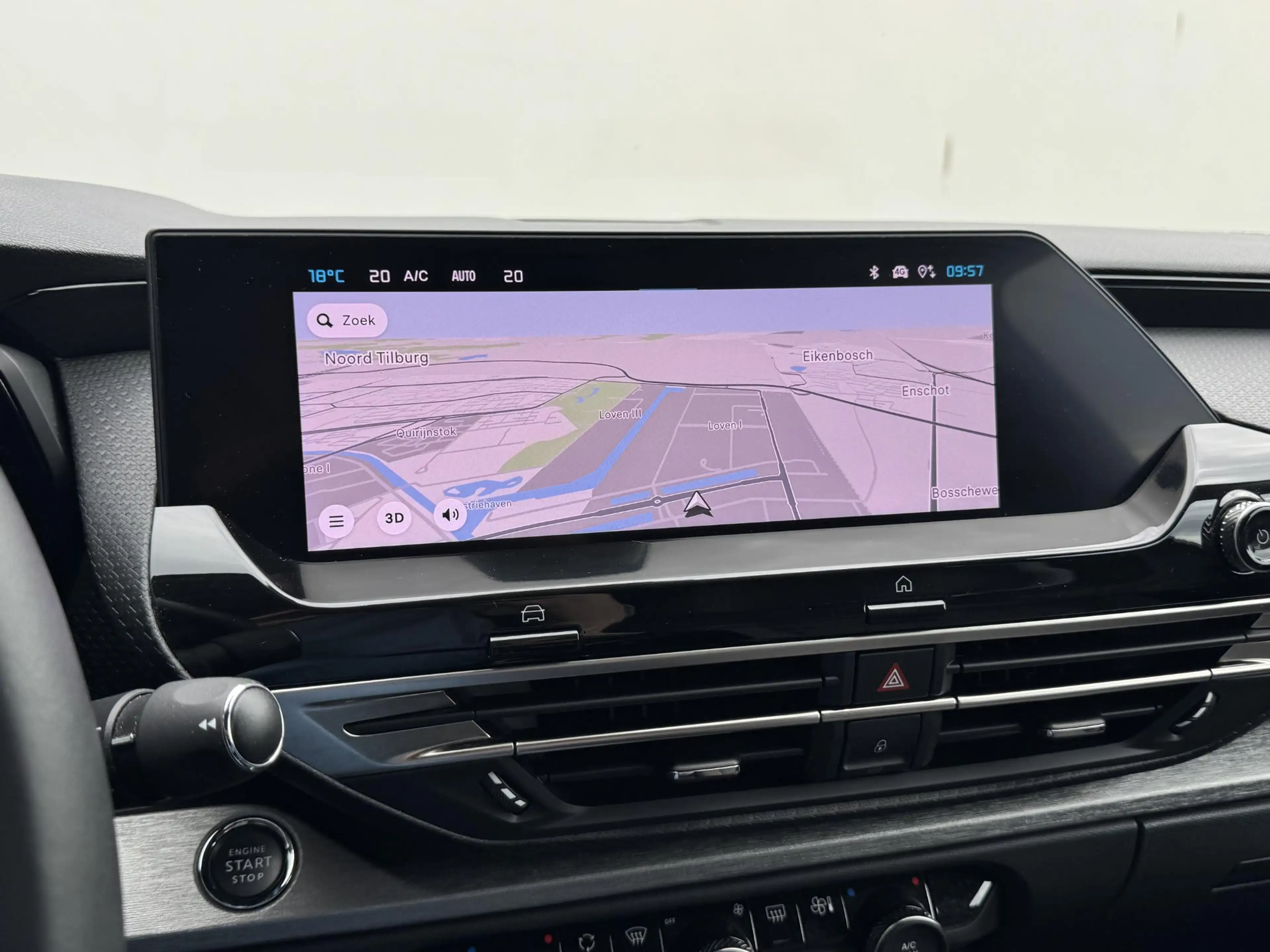 Citroen C5 X 1.6 Plug-in Hybrid 225 Feel | Comfort seats | Trek — photo 12
