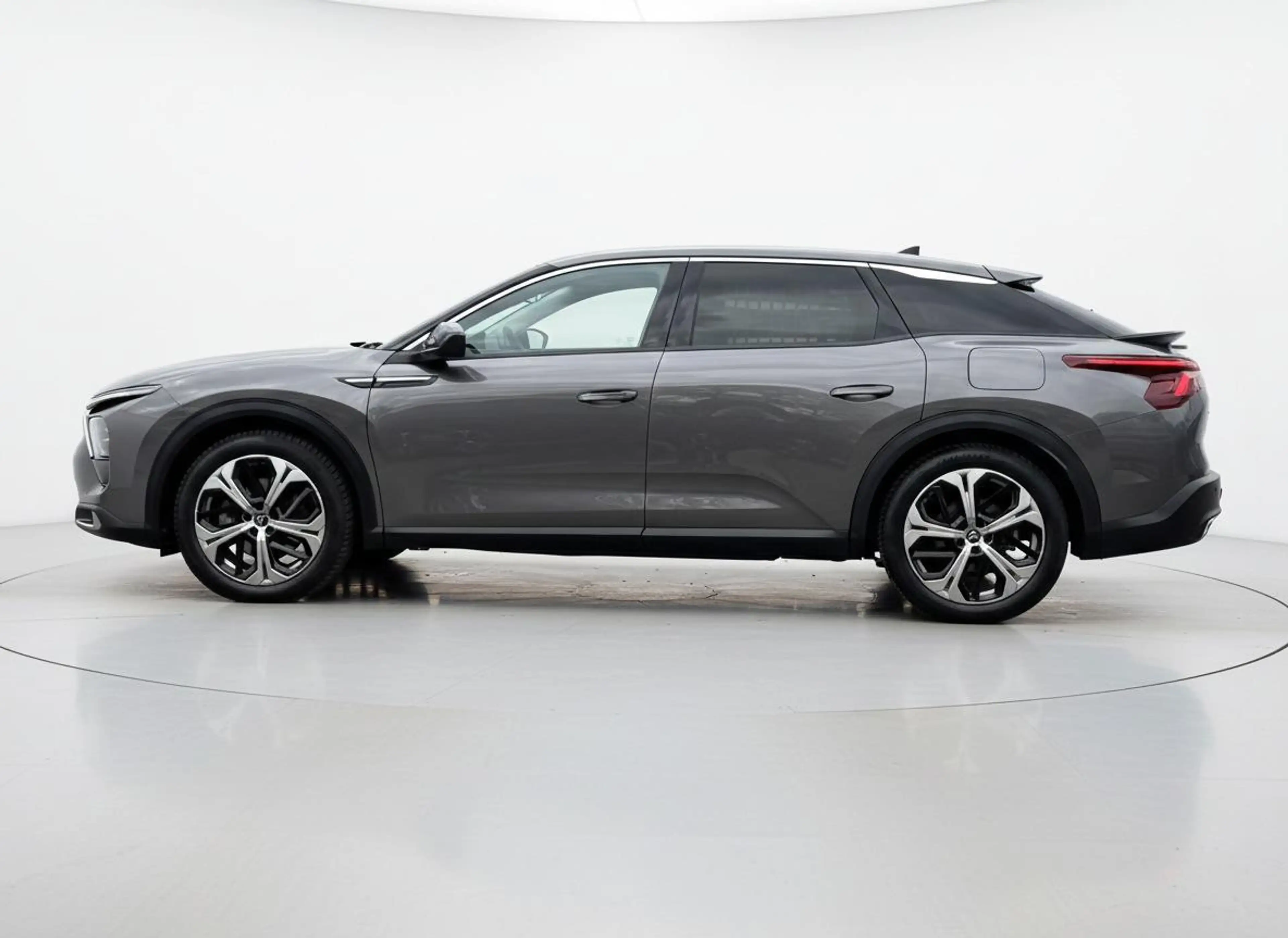 Citroen C5 X 1.6 Plug-in Hybrid 225 Feel | Comfort seats | Trek — photo 2