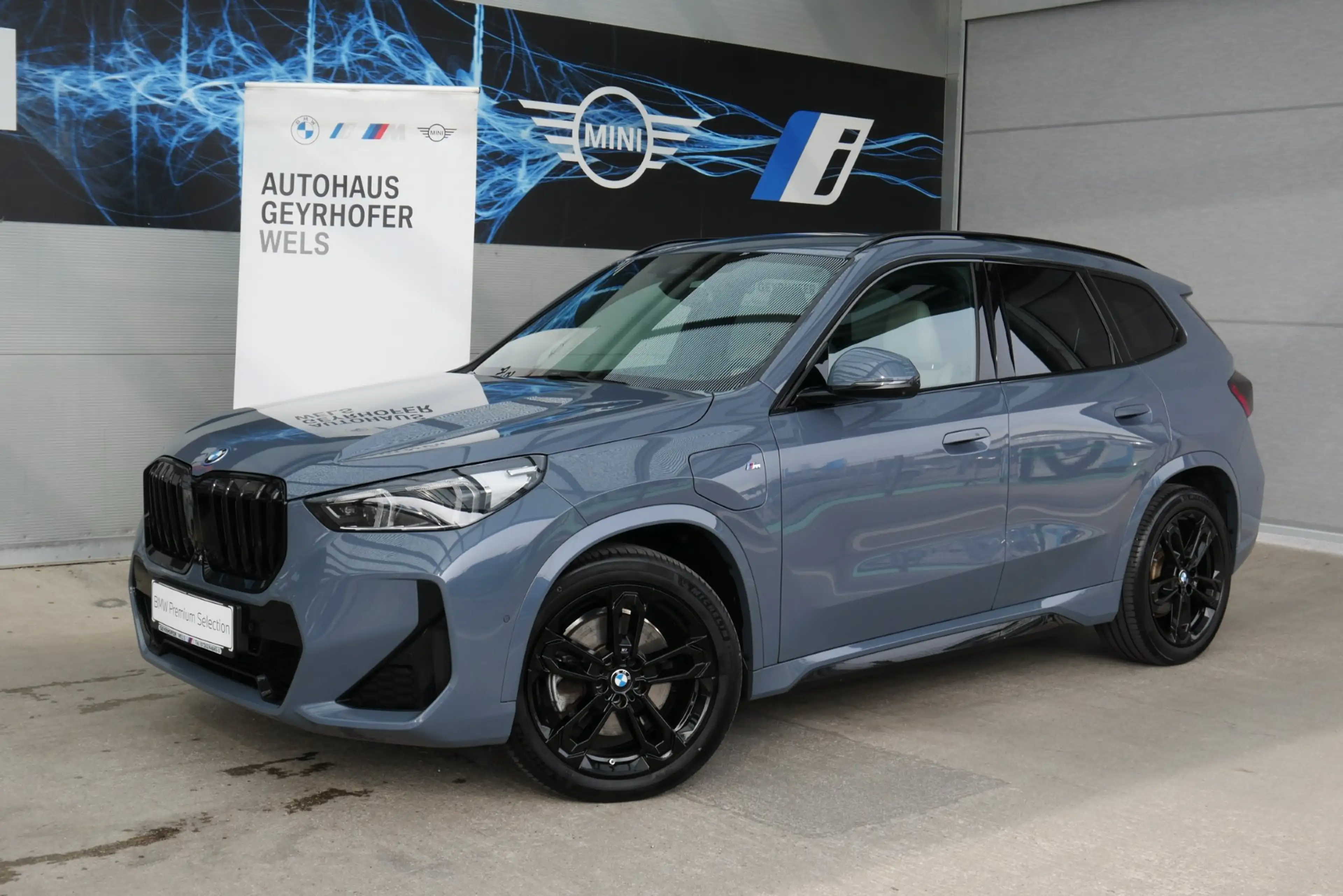 BMW X1 xDrive30e *M-Paket/AHK/Innovations Paket/Head-Up/DA-Prof/ACC/Aktivsitz/360°/Adapt. LED* — photo 3