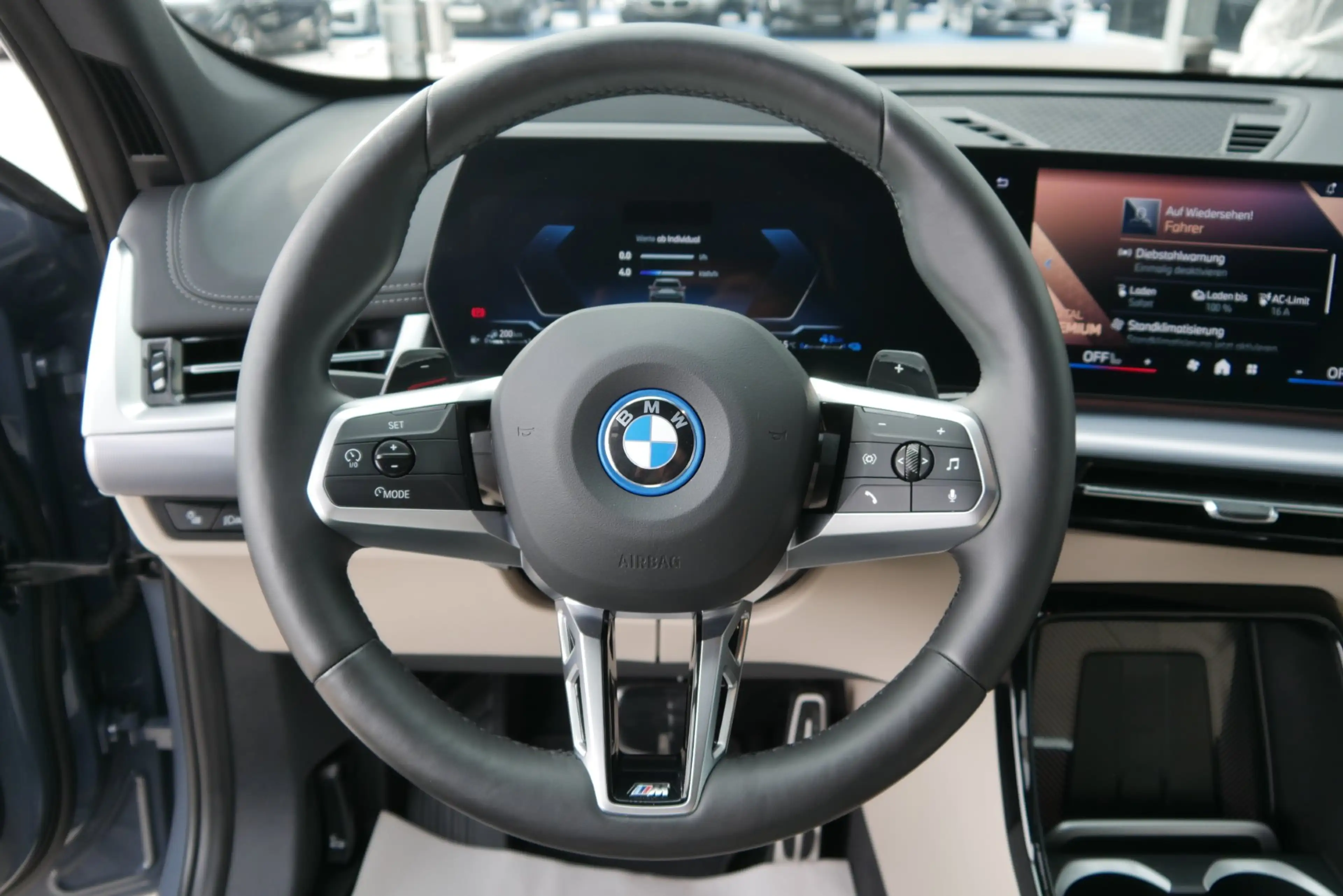 BMW X1 xDrive30e *M-Paket/AHK/Innovations Paket/Head-Up/DA-Prof/ACC/Aktivsitz/360°/Adapt. LED* — photo 13