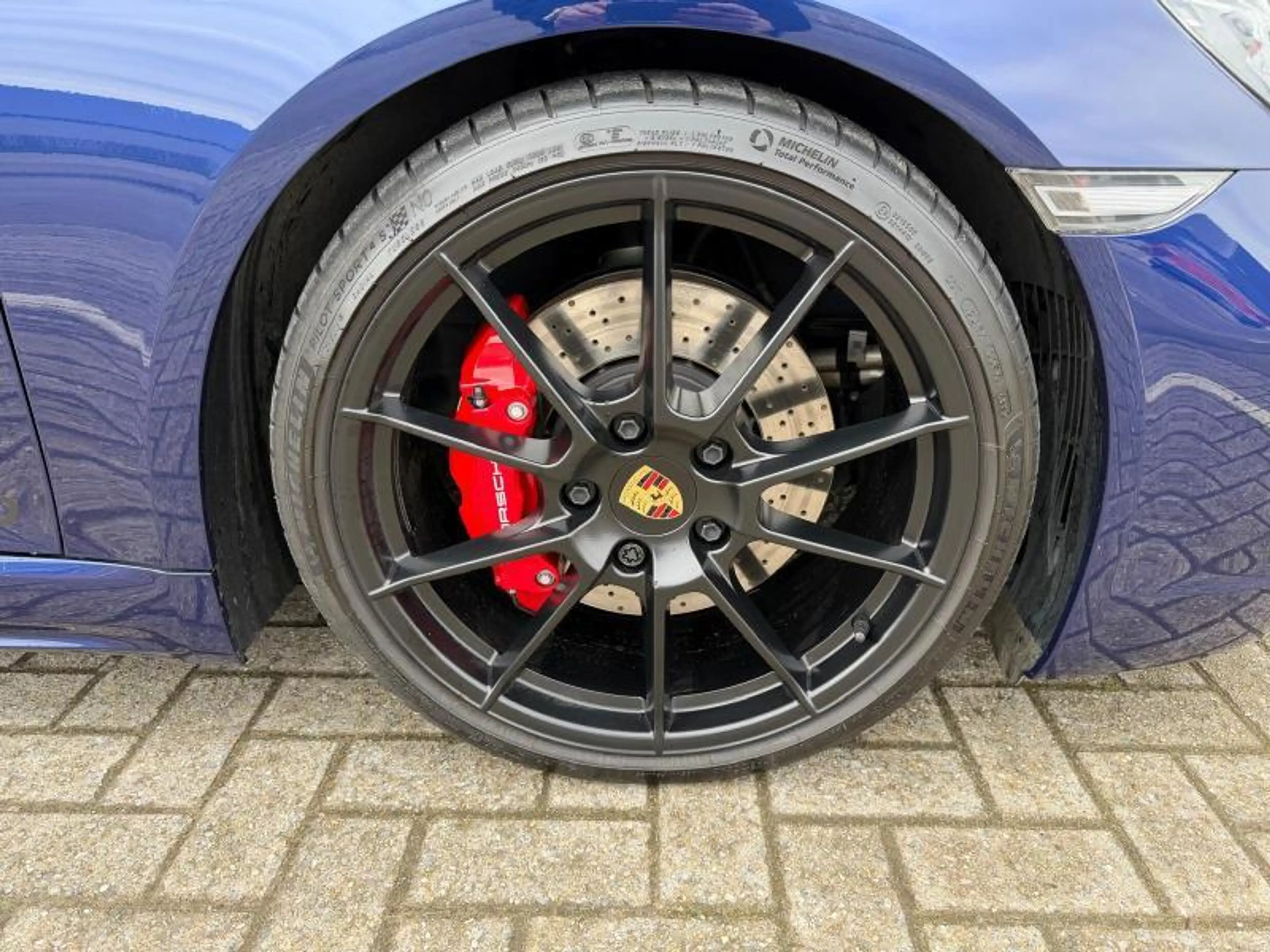 Porsche 718 GTS | 4.0L 400CV | PDK | BOSE | SIEGES CHAUFFANTS — photo 12