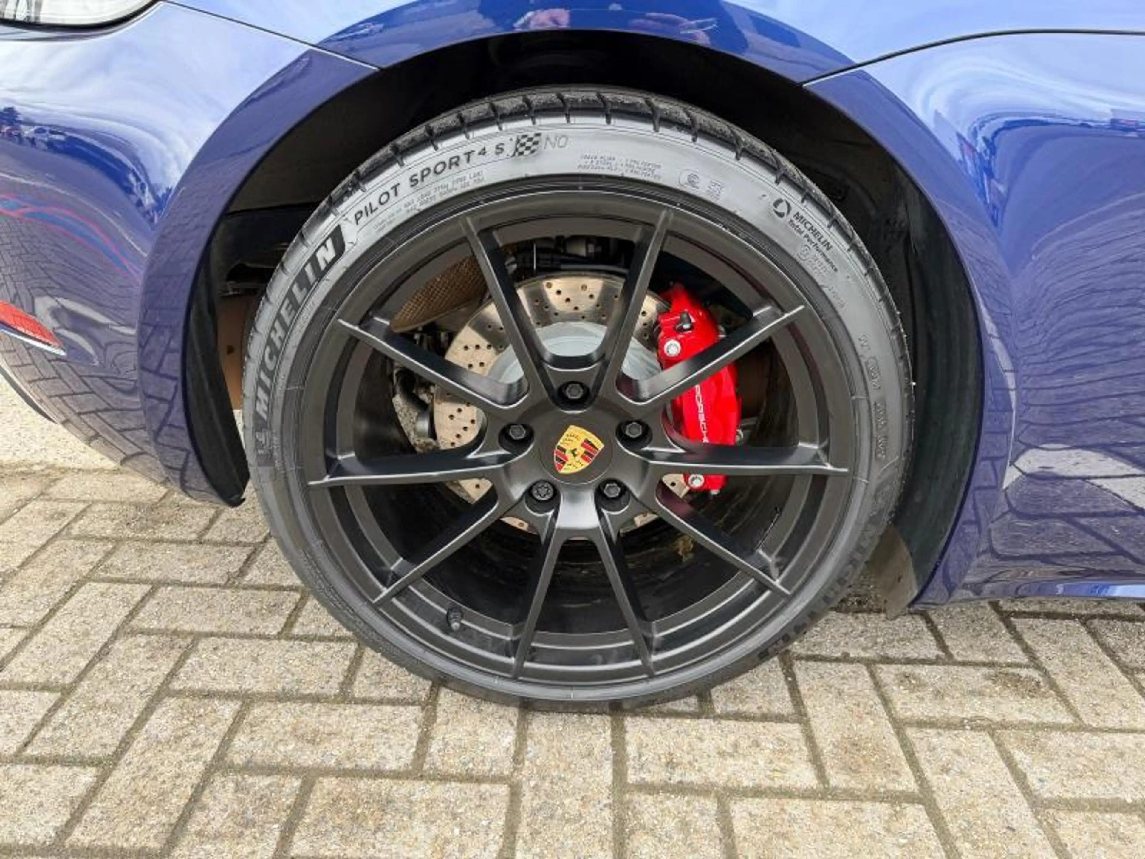 Porsche 718 GTS | 4.0L 400CV | PDK | BOSE | SIEGES CHAUFFANTS — photo 13