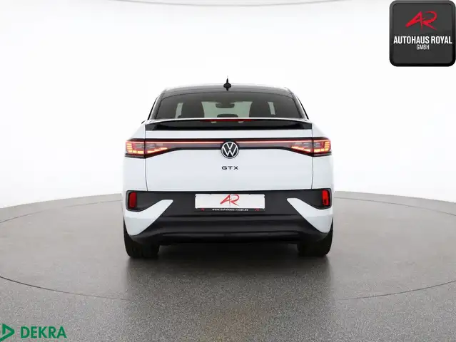 Volkswagen Id.5 view 4