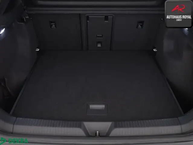 Volkswagen Id.5 view 11