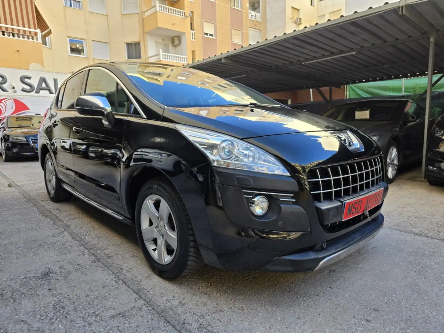 Peugeot 3008 2.0HDI FAP Allure Negro - 1