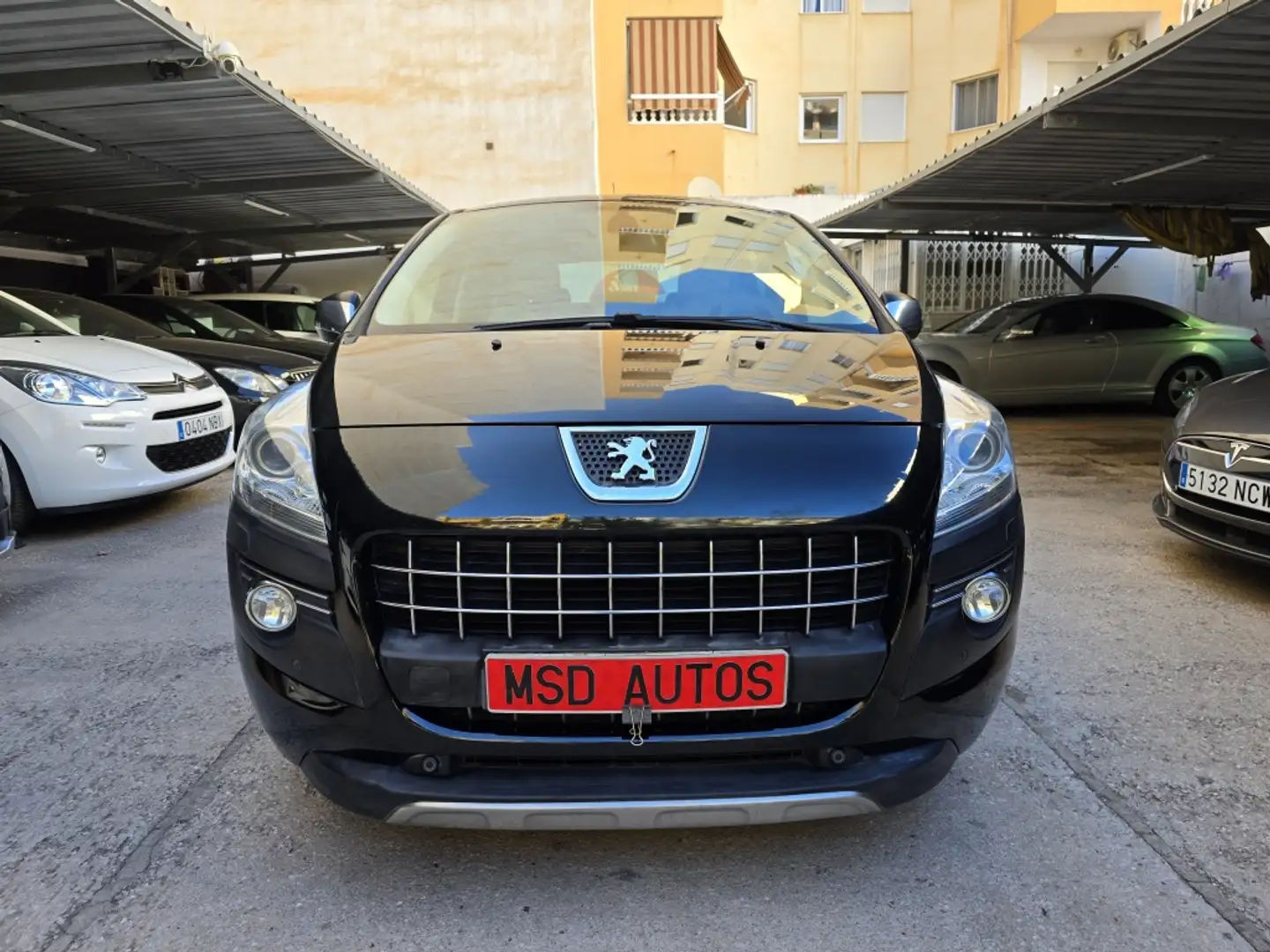 Peugeot 3008 2.0HDI FAP Allure Zwart - 1