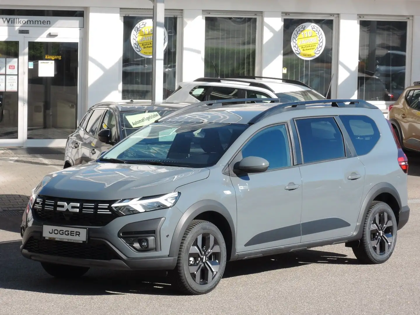 Dacia Jogger Full-Hybrid 140 Expression 5-Sitzer  GJR Gris - 1