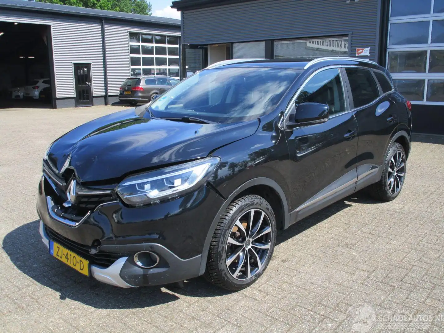 Renault Kadjar 1.2 TCE BOSE Чорний - 1
