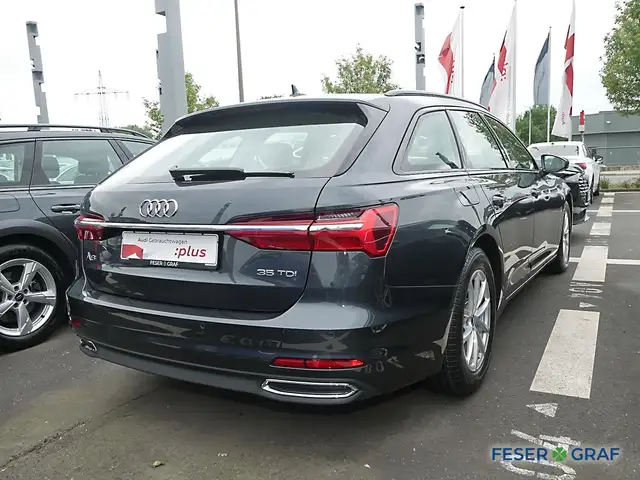 Audi A6 view 3