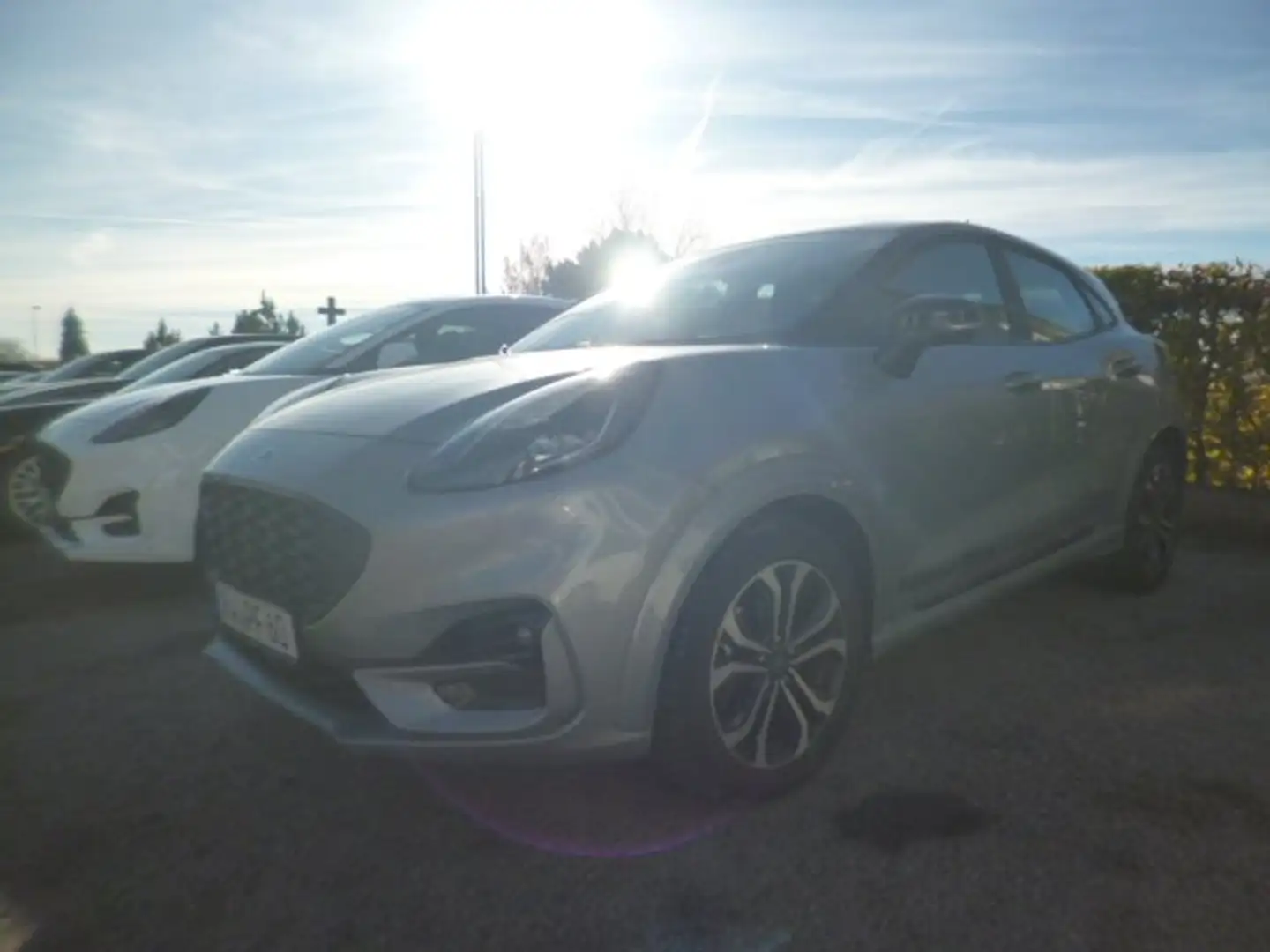 Ford Puma ST-Line Grau - 1