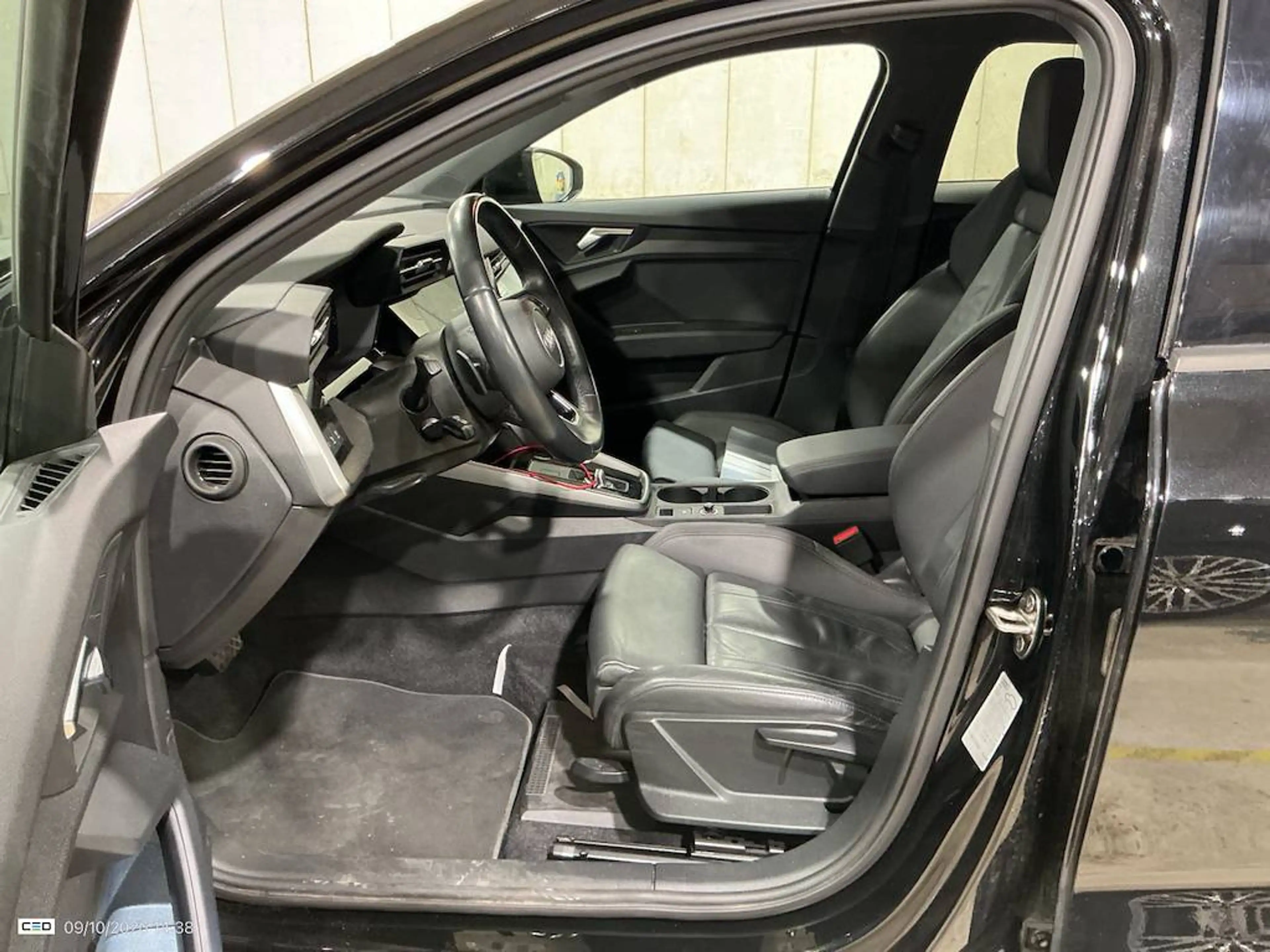 Audi A3 A3 Sportback 30 TFSI Business Edition Advanced S tr. — photo 3