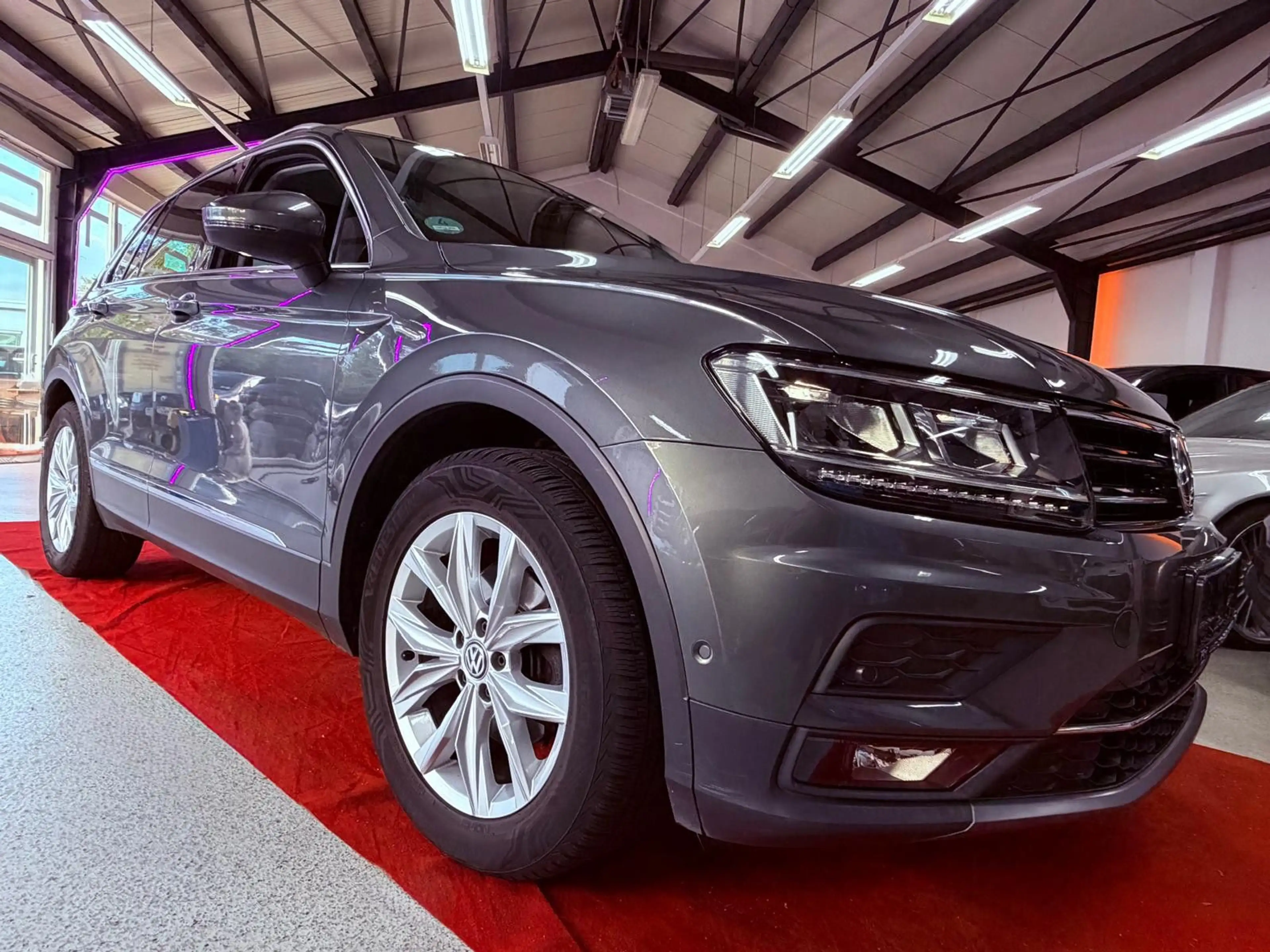 Volkswagen Tiguan Highline — photo 4