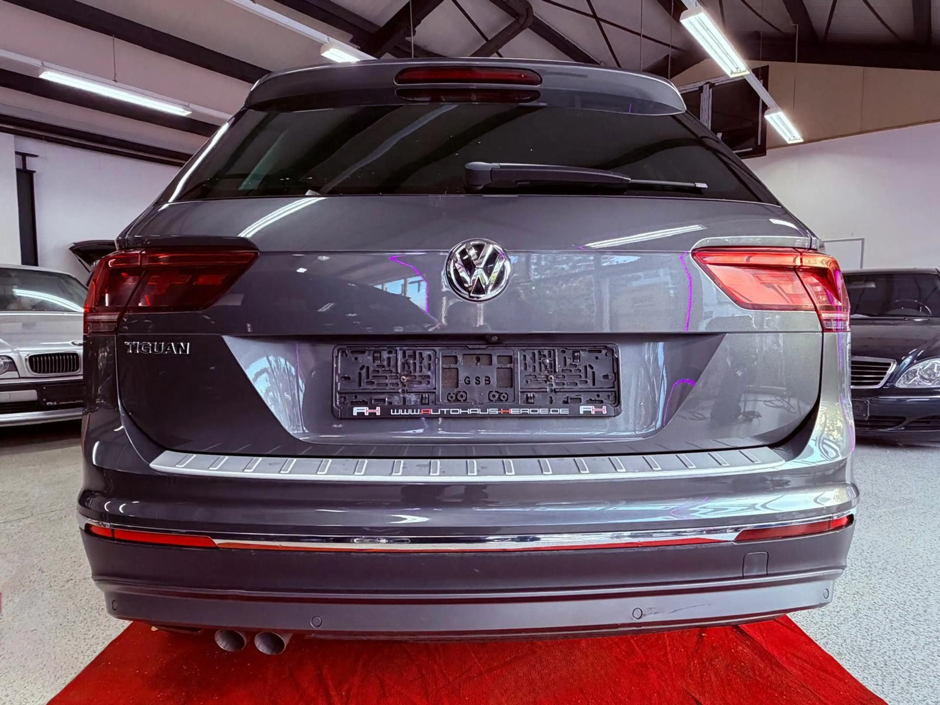 Volkswagen Tiguan Highline — photo 10