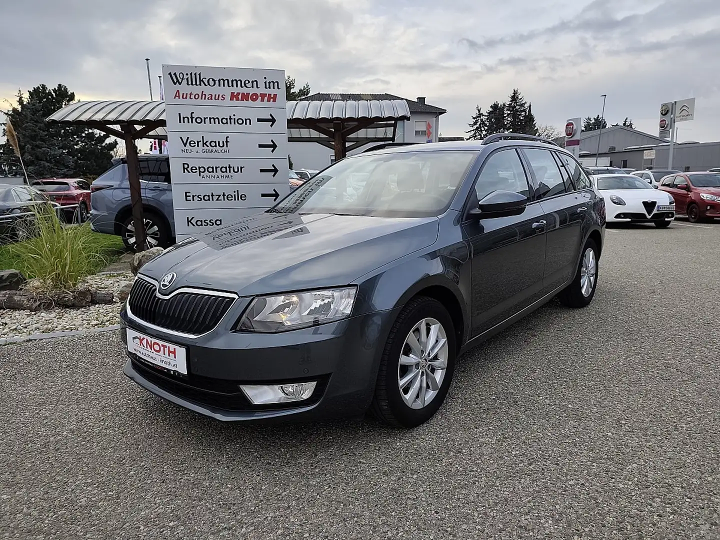Skoda Octavia Combi 1,4 TSI Ambition Grigio - 1