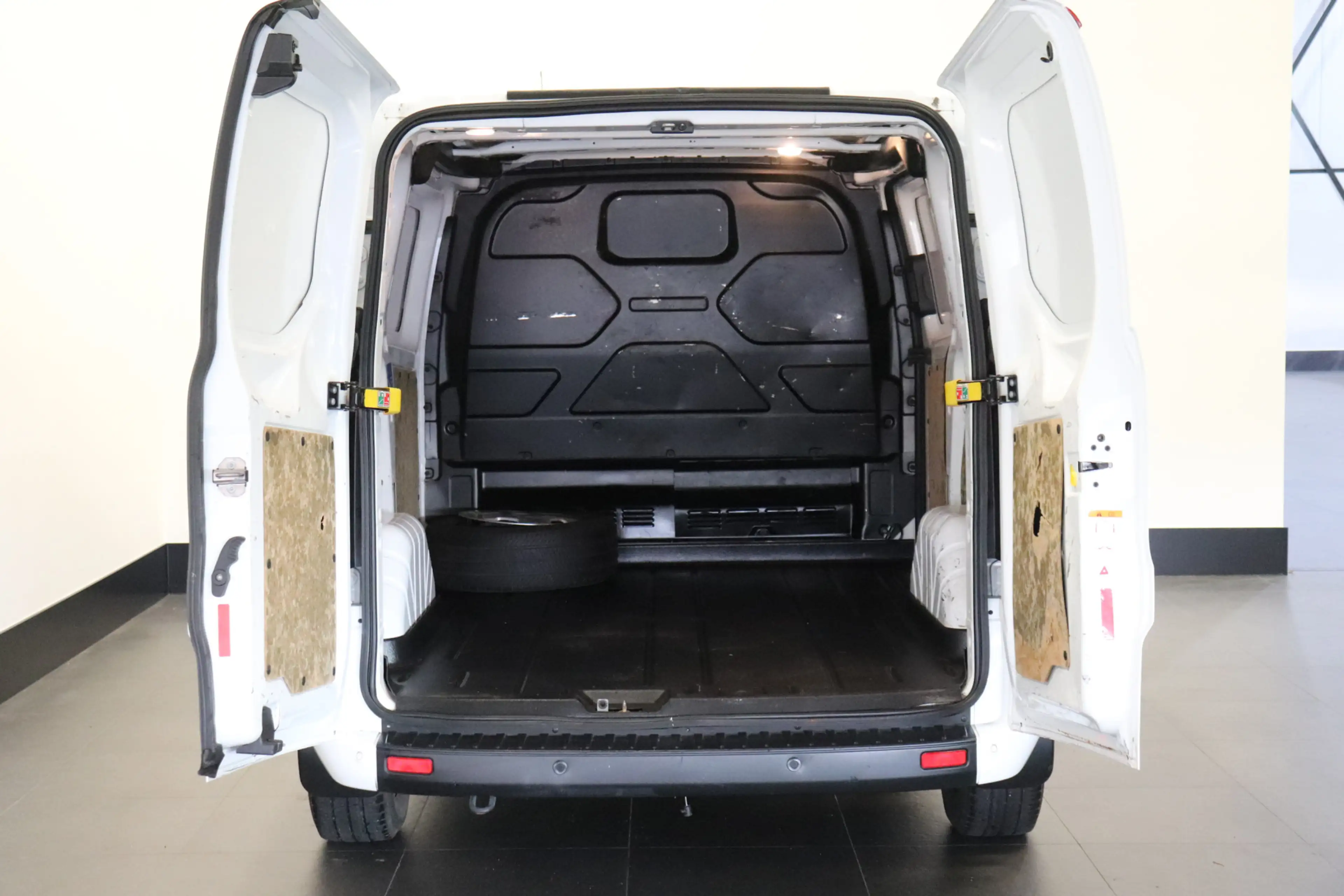 Ford Transit Custom 2.0 TDCI EURO 6 - Airco - Navi - Cruise - € 13.950 — photo 8