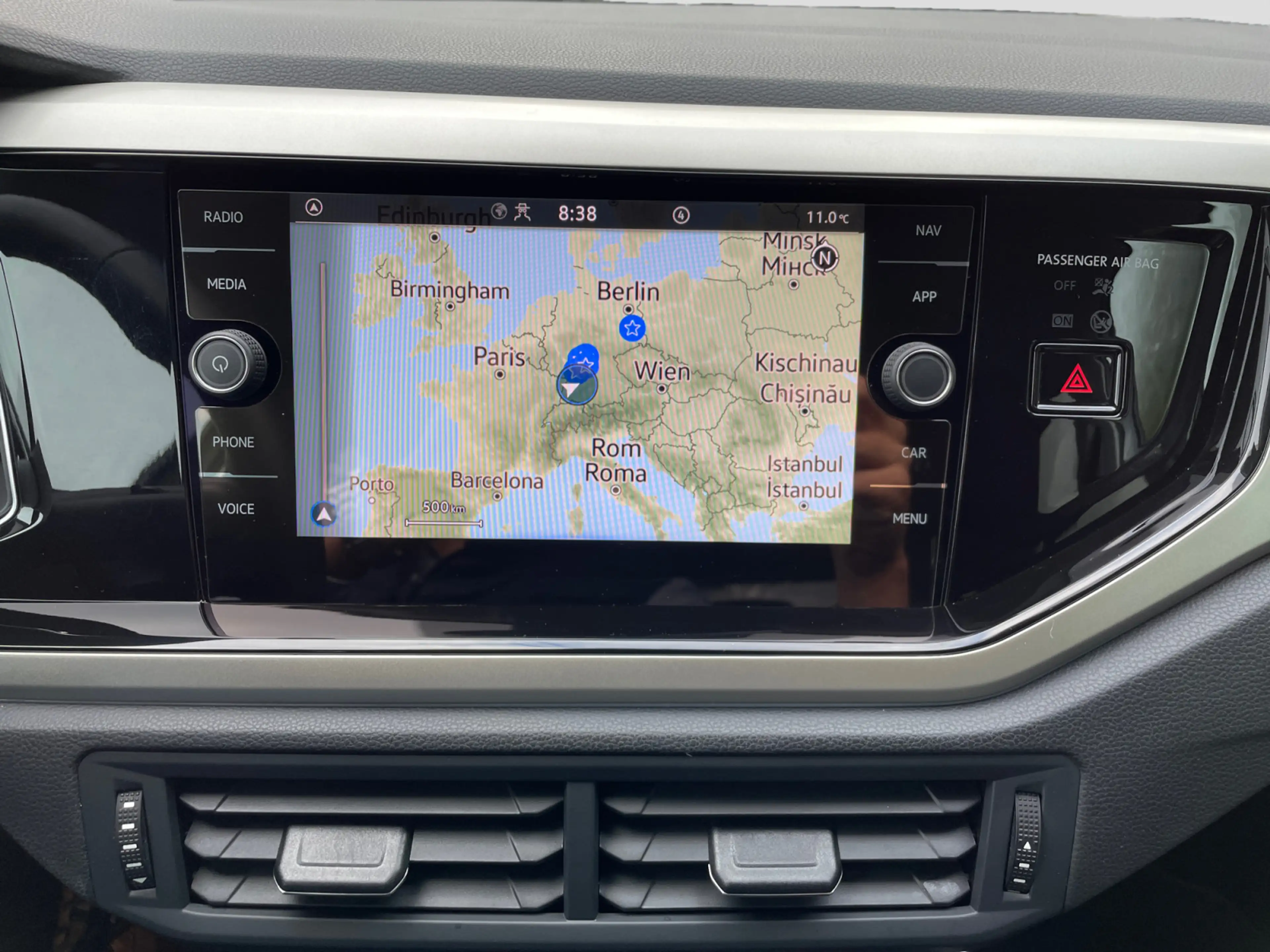 Volkswagen Taigo Move 1.5TSI DSG AHK CAM Navi LED PDC — photo 7