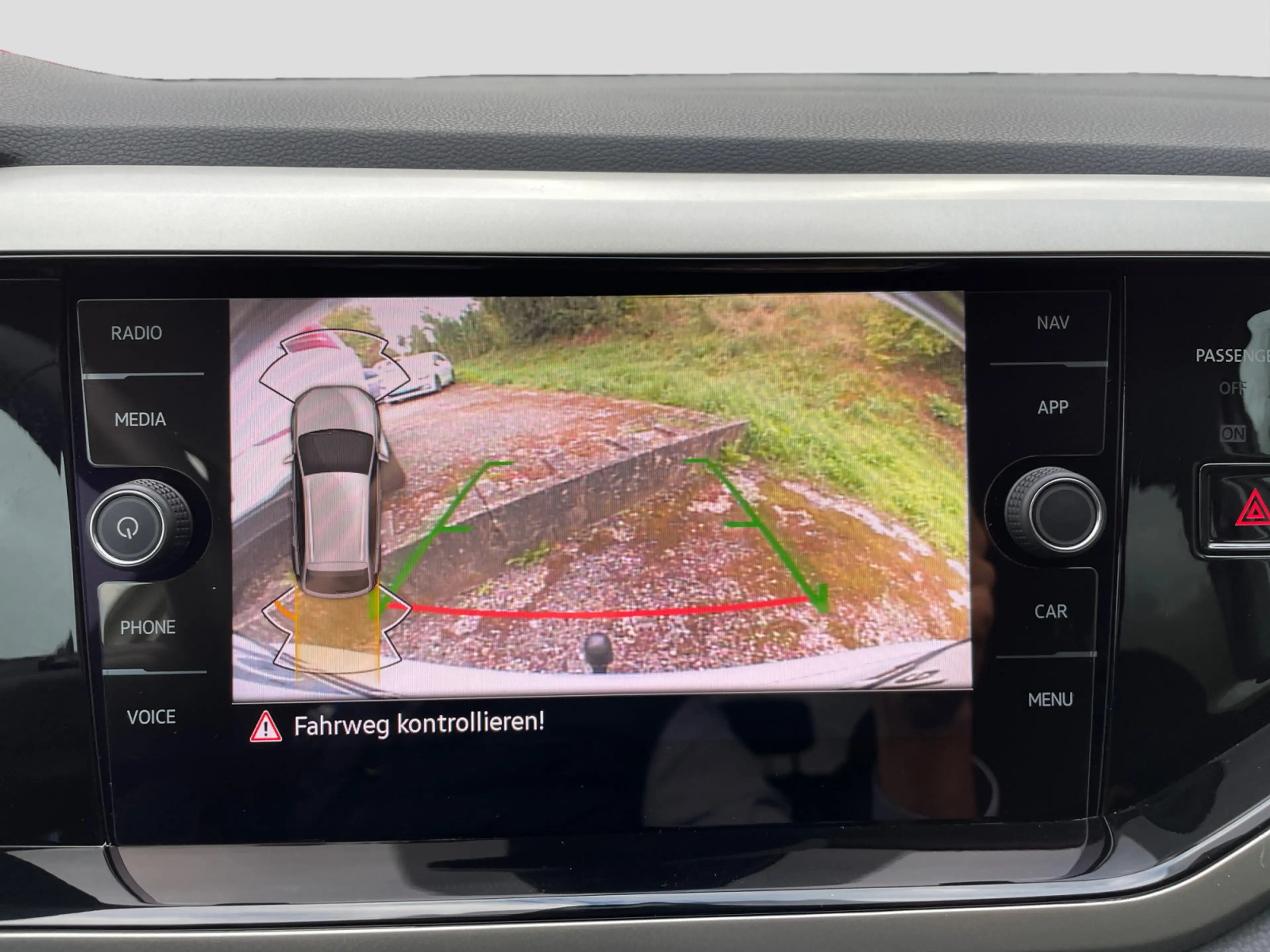 Volkswagen Taigo Move 1.5TSI DSG AHK CAM Navi LED PDC — photo 8