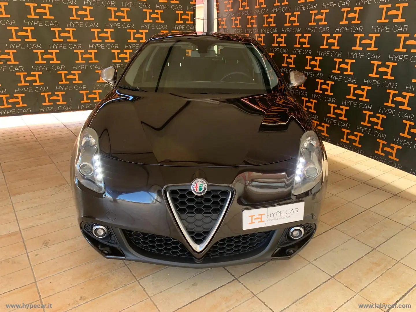 Alfa Romeo Giulietta 1.6 JTDm TCT 120 CV Sport Zwart - 2