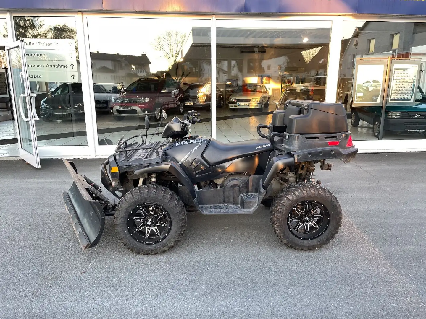 Polaris Sportsman 800 X-2*Schneeschild*Seilwinde*Allrad* Schwarz - 2