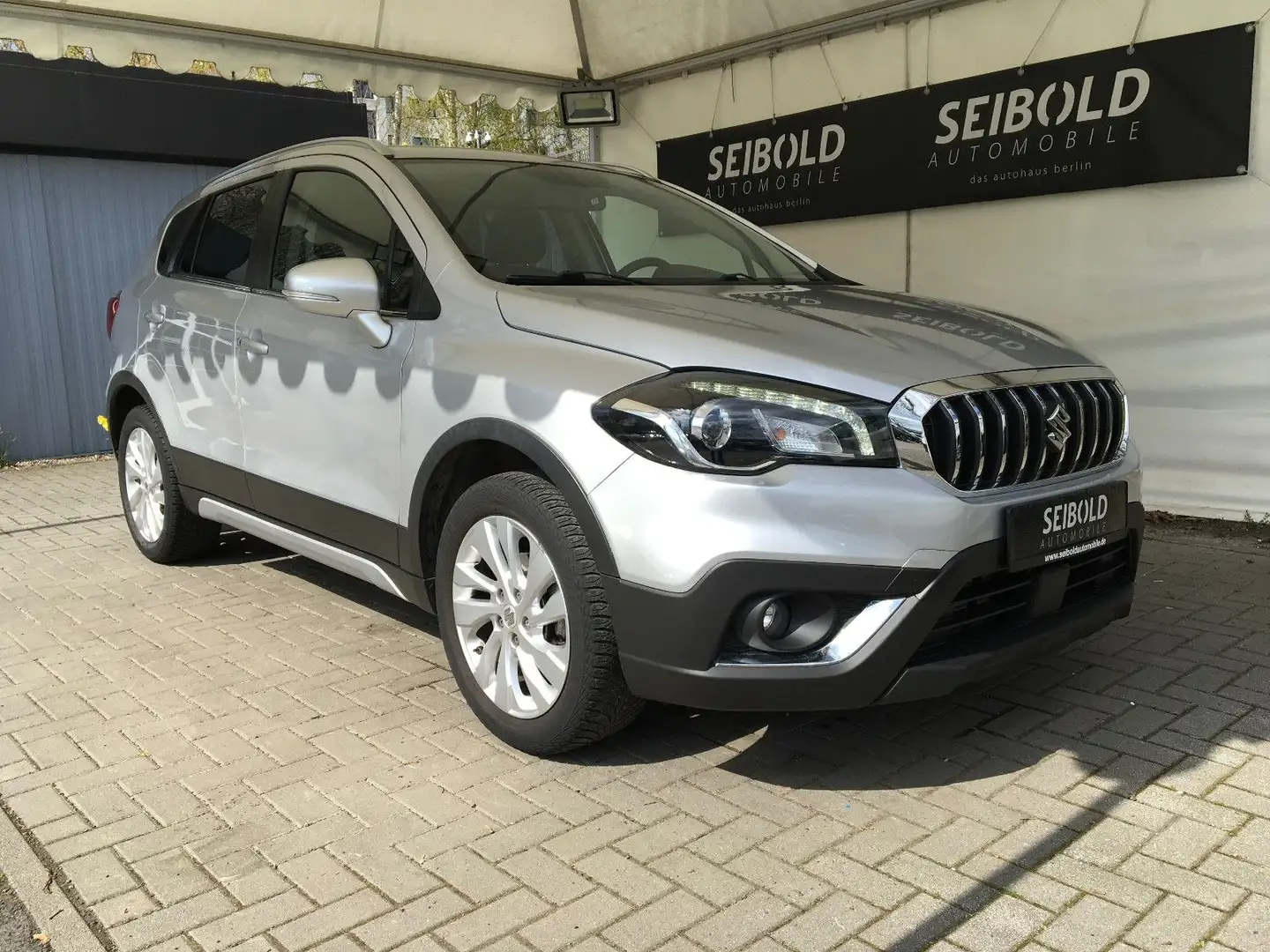 Suzuki (SX4) S-Cross Comfort/LED/Navi/Sitzh/Kam/NSW/S&S Argintiu - 2