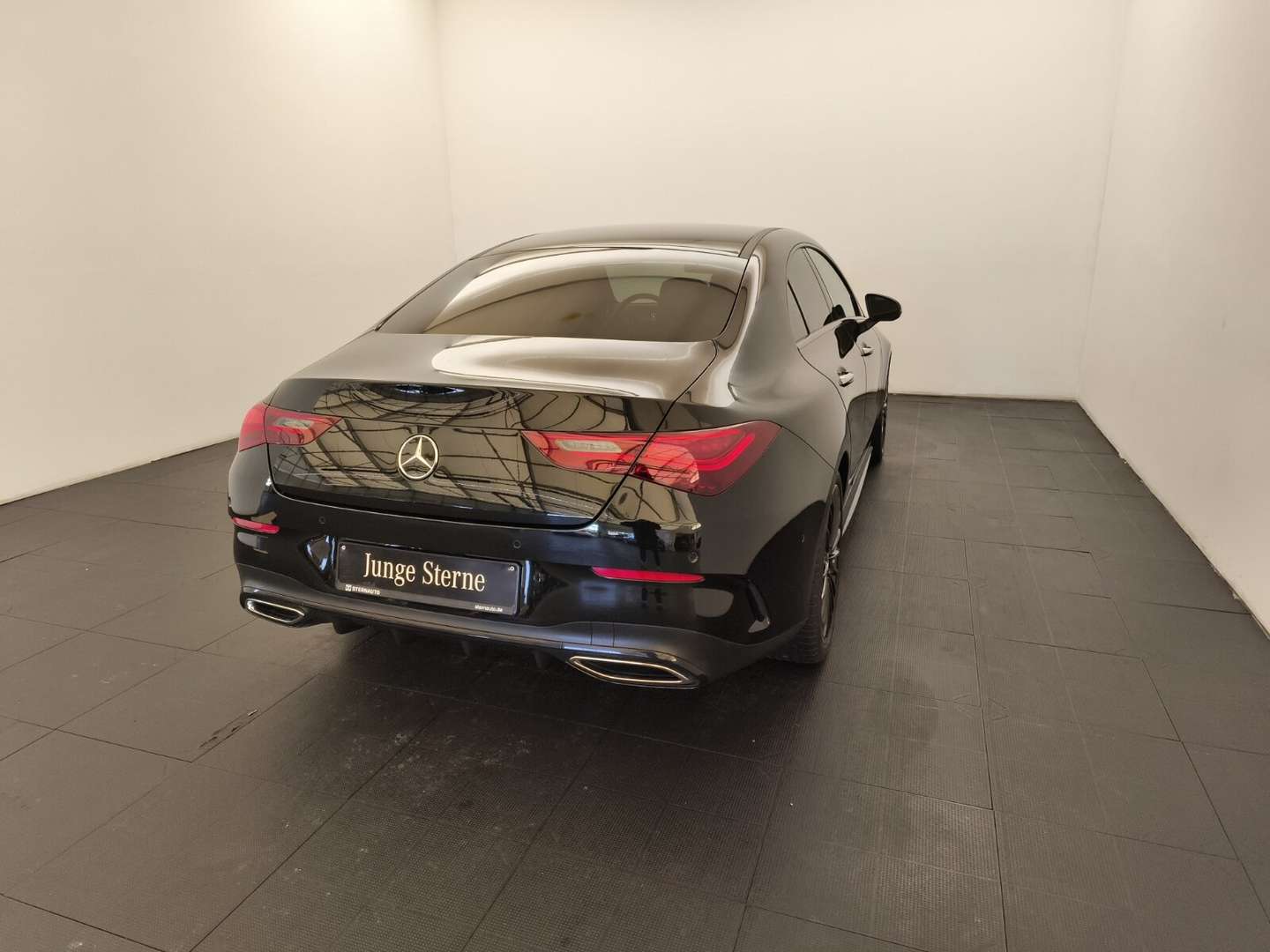 Mercedes CLA 180 AMG Line -  - Joinsteer - #3