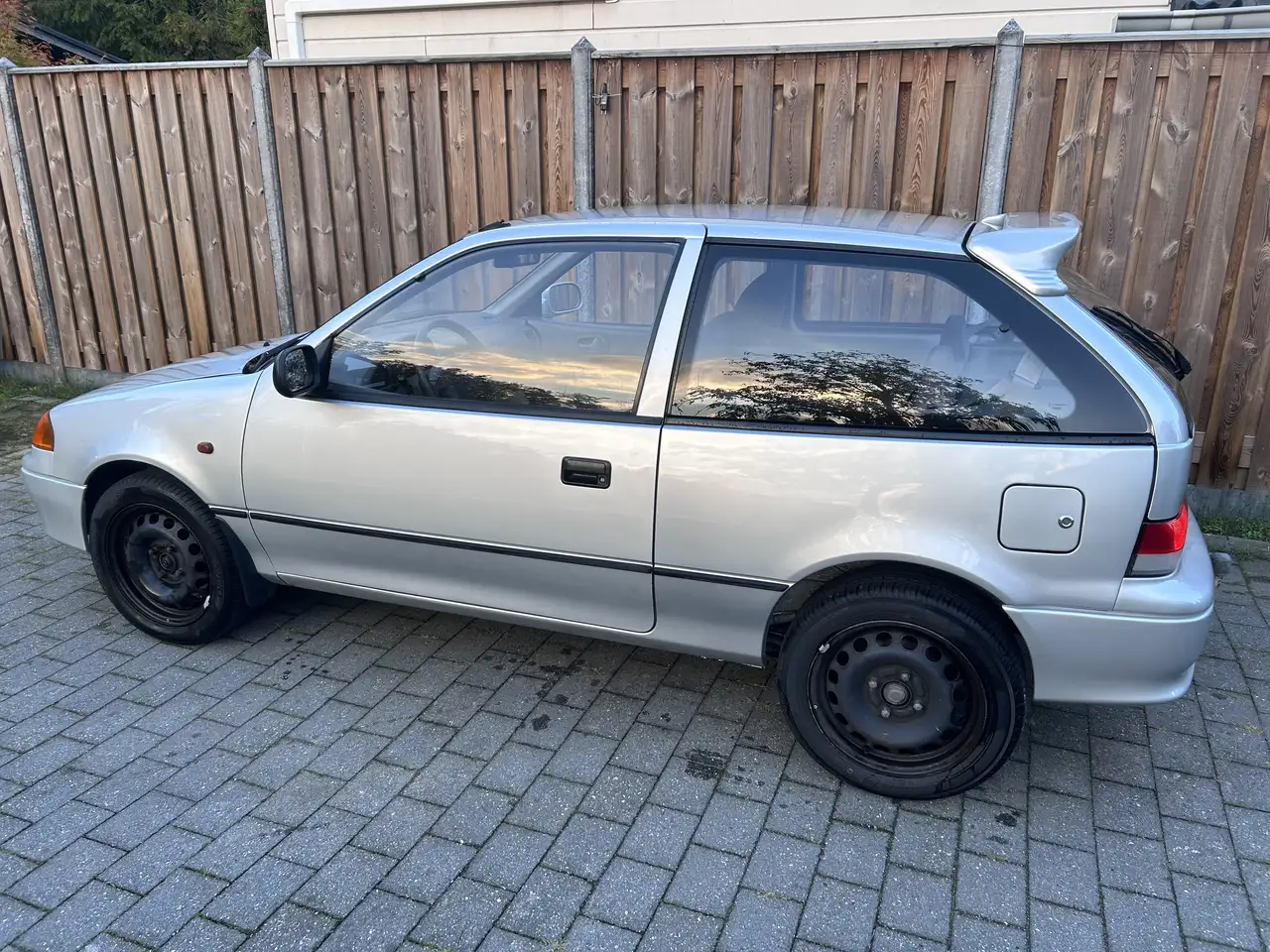 Suzuki Swift 1.0 Sensation GLS, foto 7