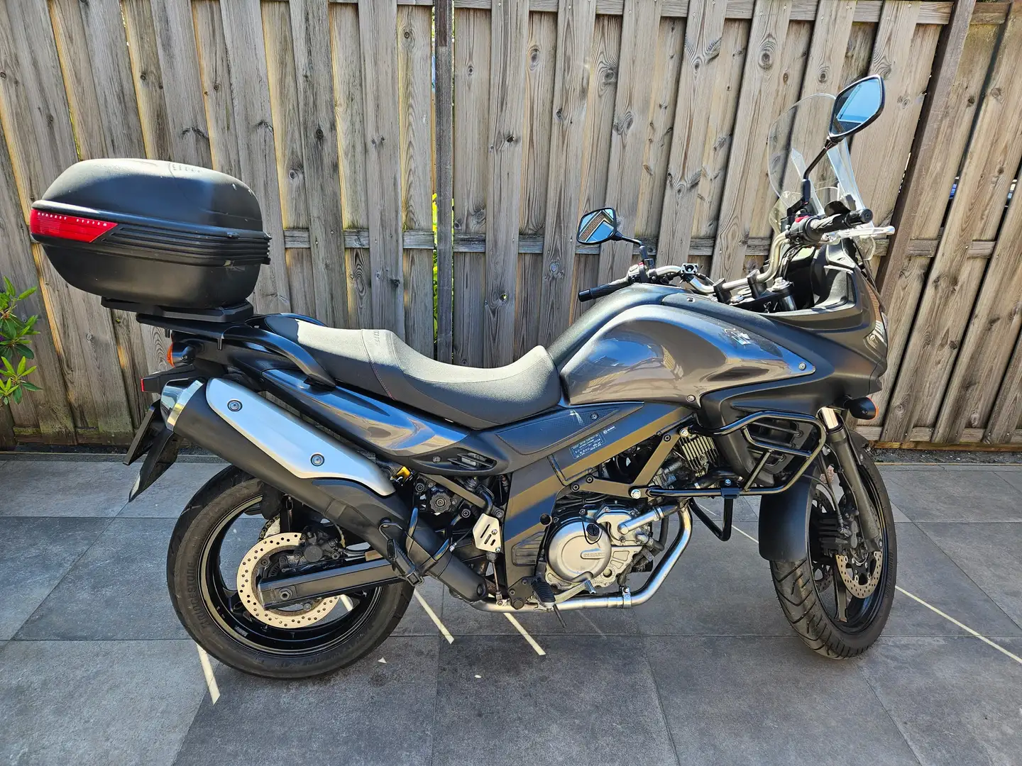 Suzuki V-Strom 650 ABS Gris - 1