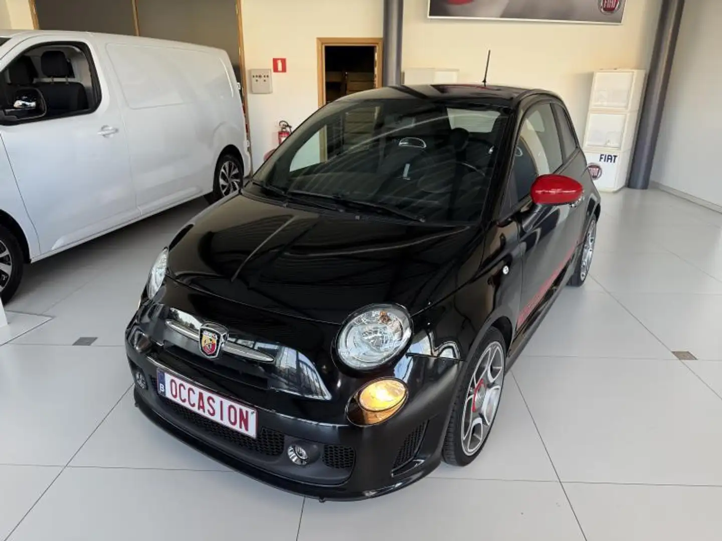 Abarth 595 ABARTH 595 135 Schwarz - 1