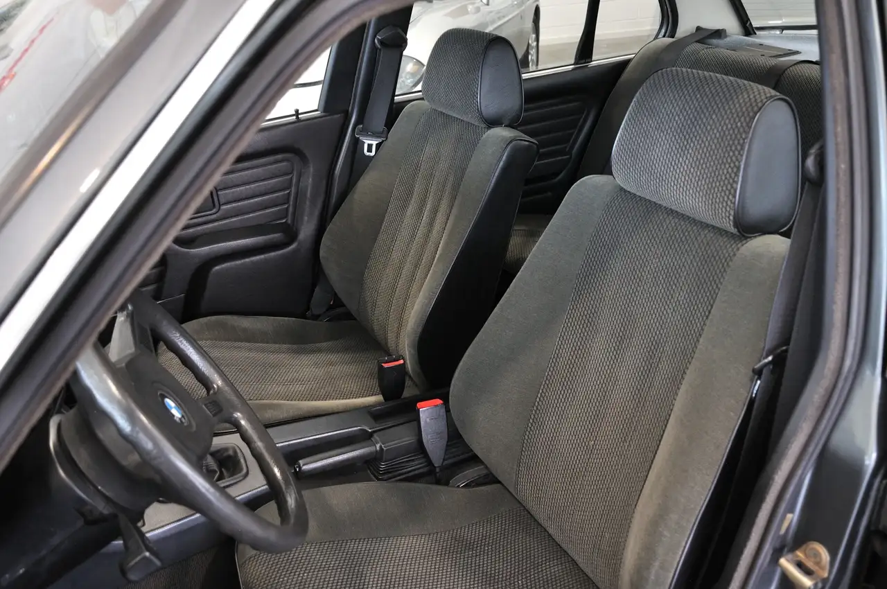 BMW 316 4 porte, foto 10