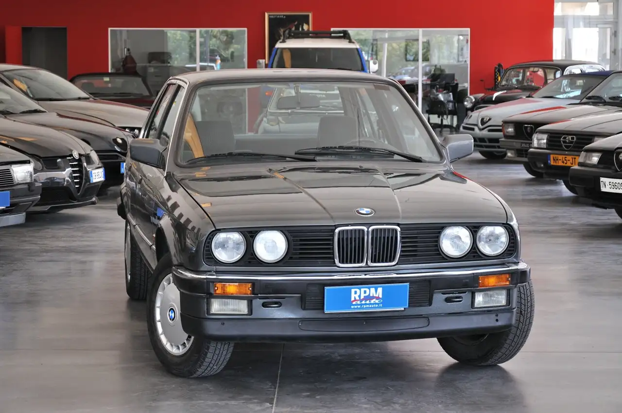 BMW 316 4 porte, foto 1