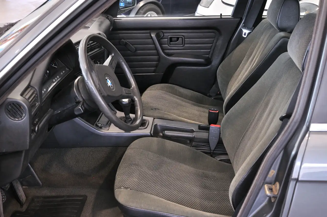 BMW 316 4 porte, foto 11