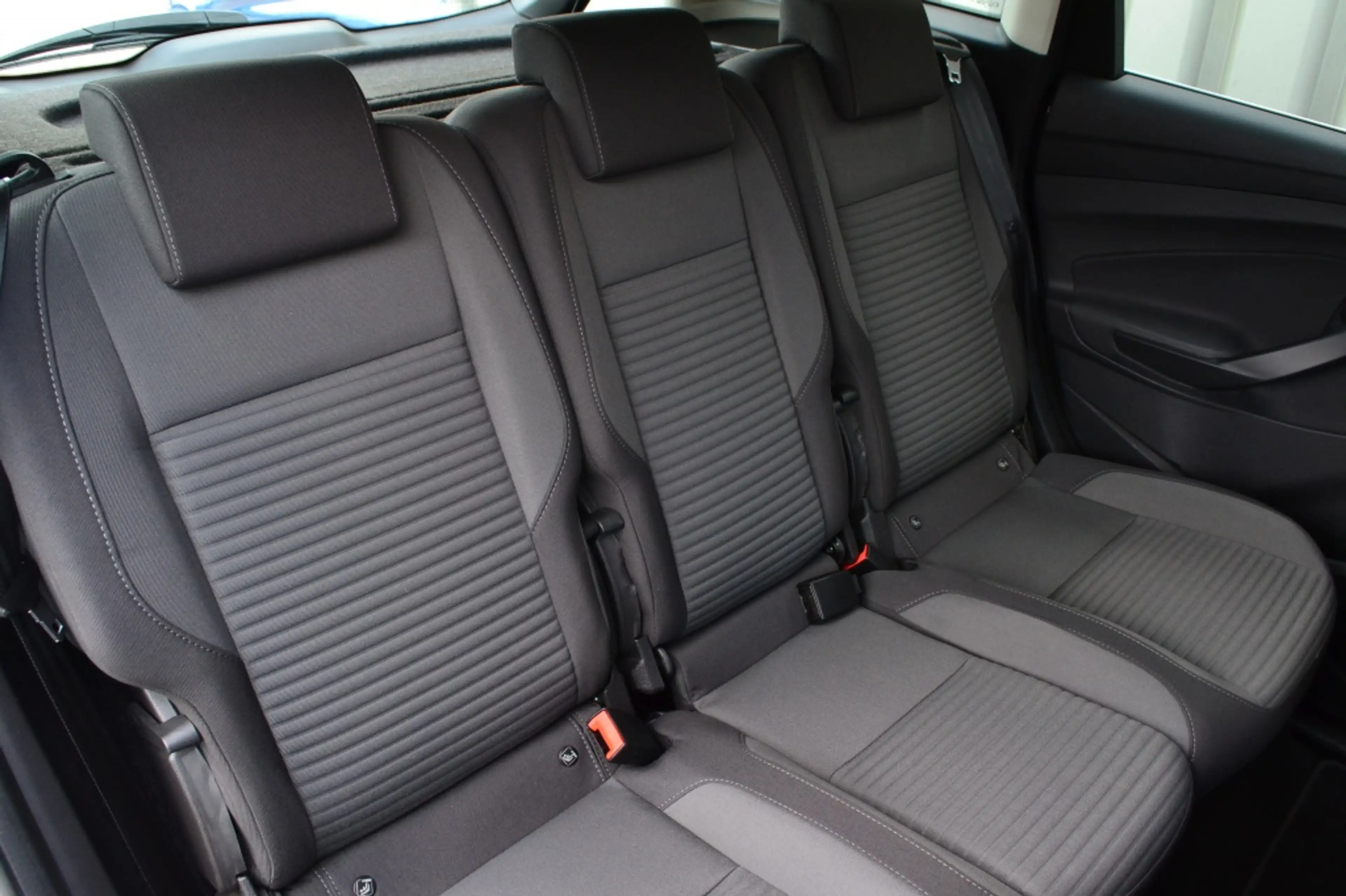 Ford C-Max 1.5 150 PK Titanium Keyless/Navi/Trekhaak/17'' — photo 13
