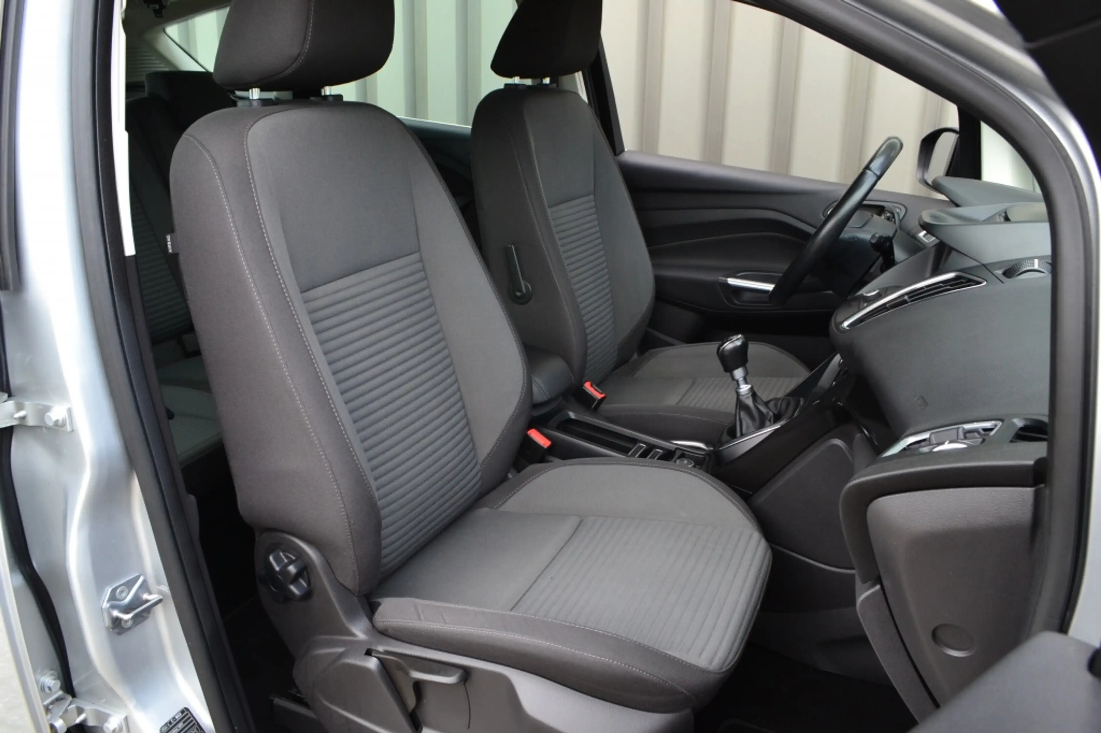 Ford C-Max 1.5 150 PK Titanium Keyless/Navi/Trekhaak/17'' — photo 9
