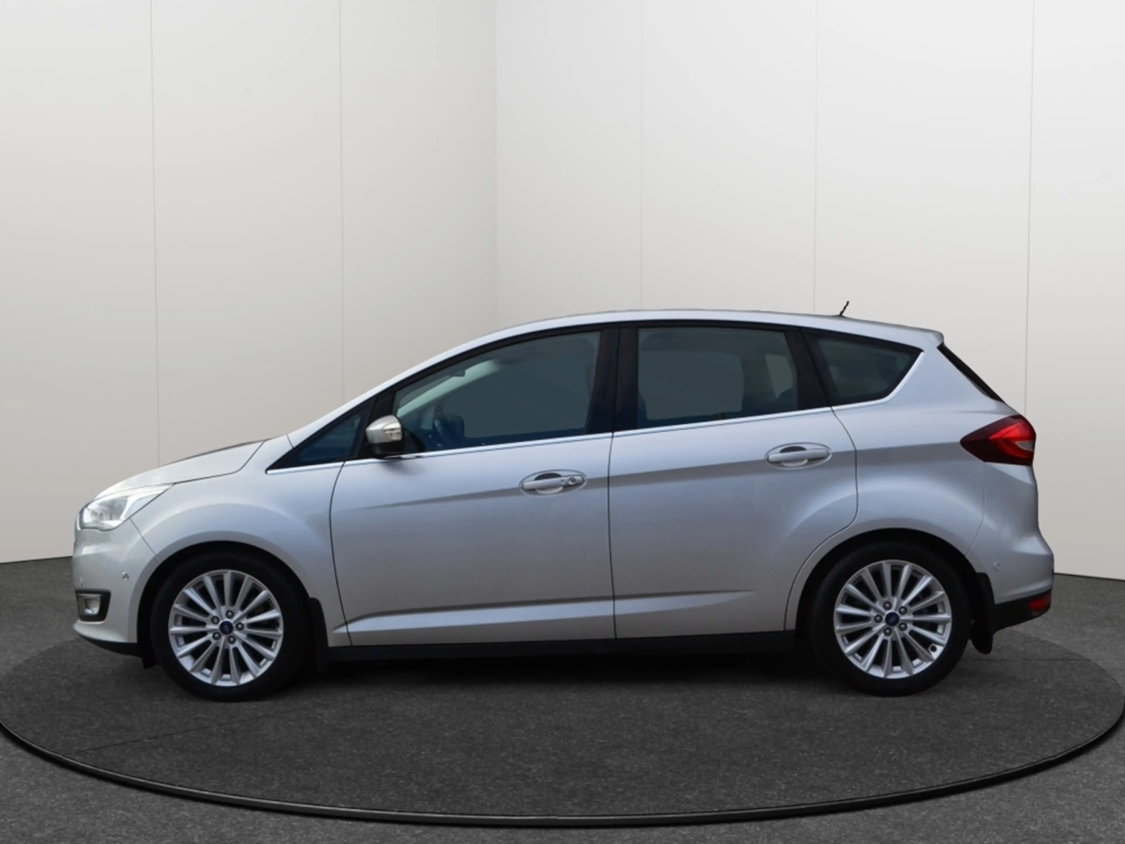 Ford C-Max 1.5 150 PK Titanium Keyless/Navi/Trekhaak/17'' — photo 2