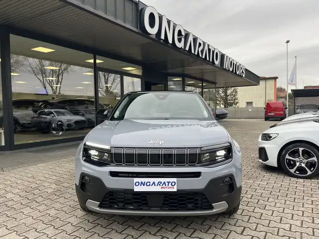 Jeep Avenger view 2
